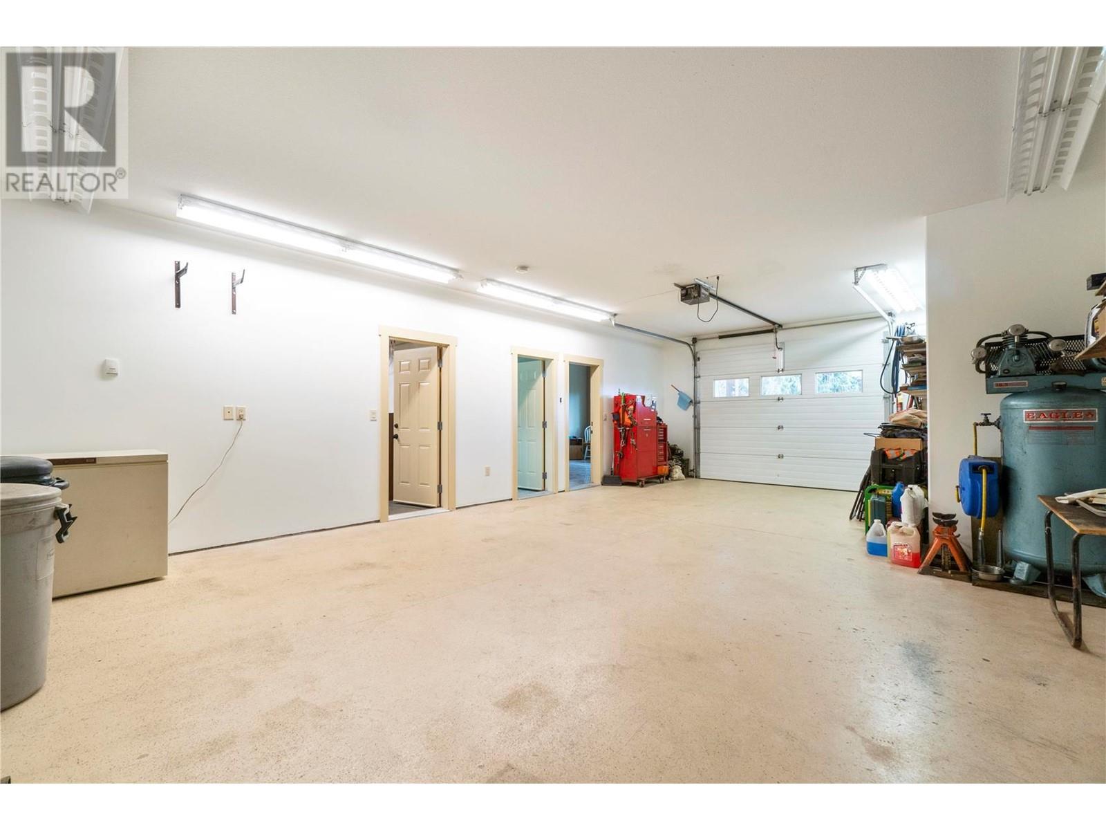 129 Kault Hill Road