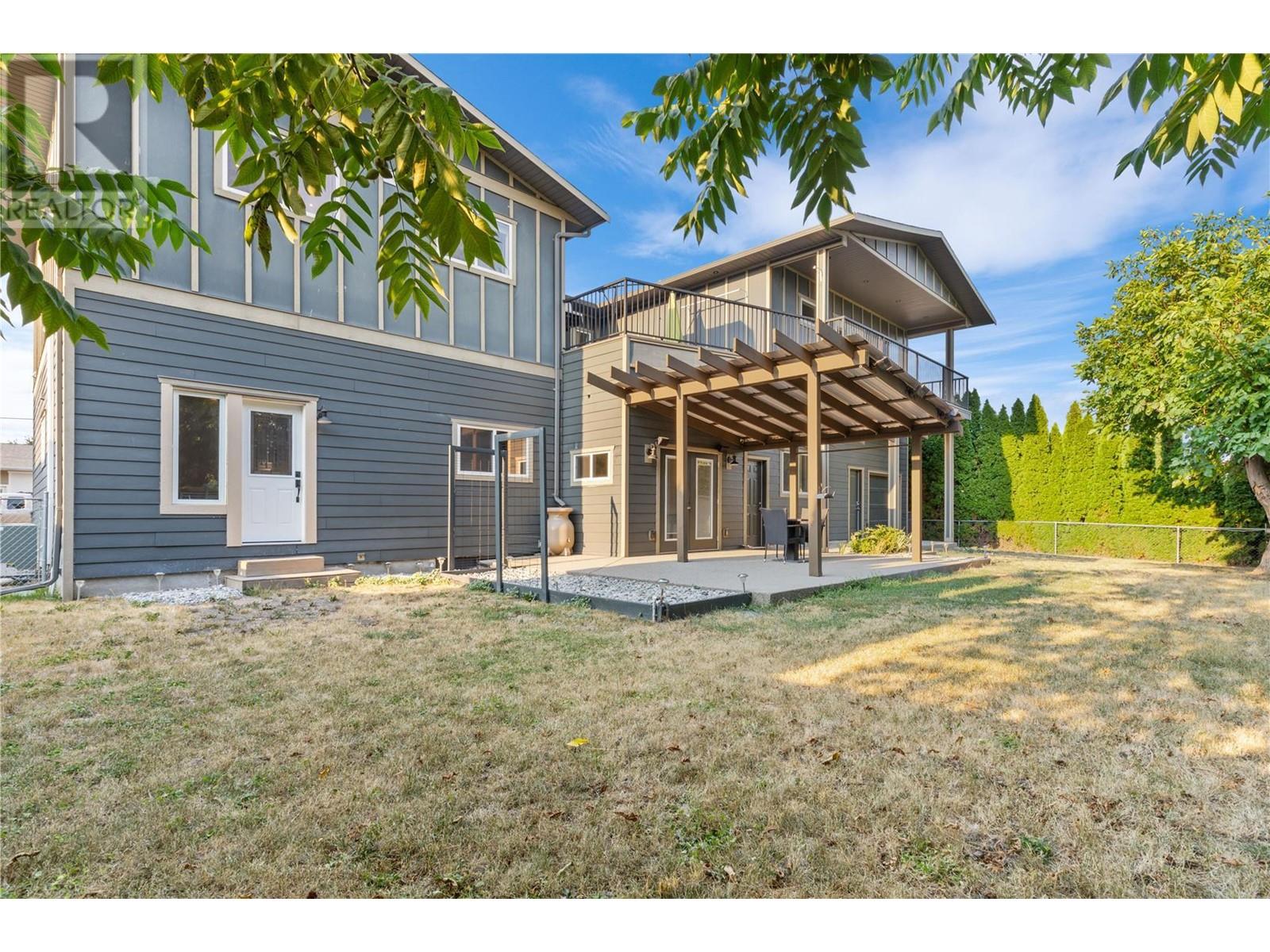 9547 Robson Crescent