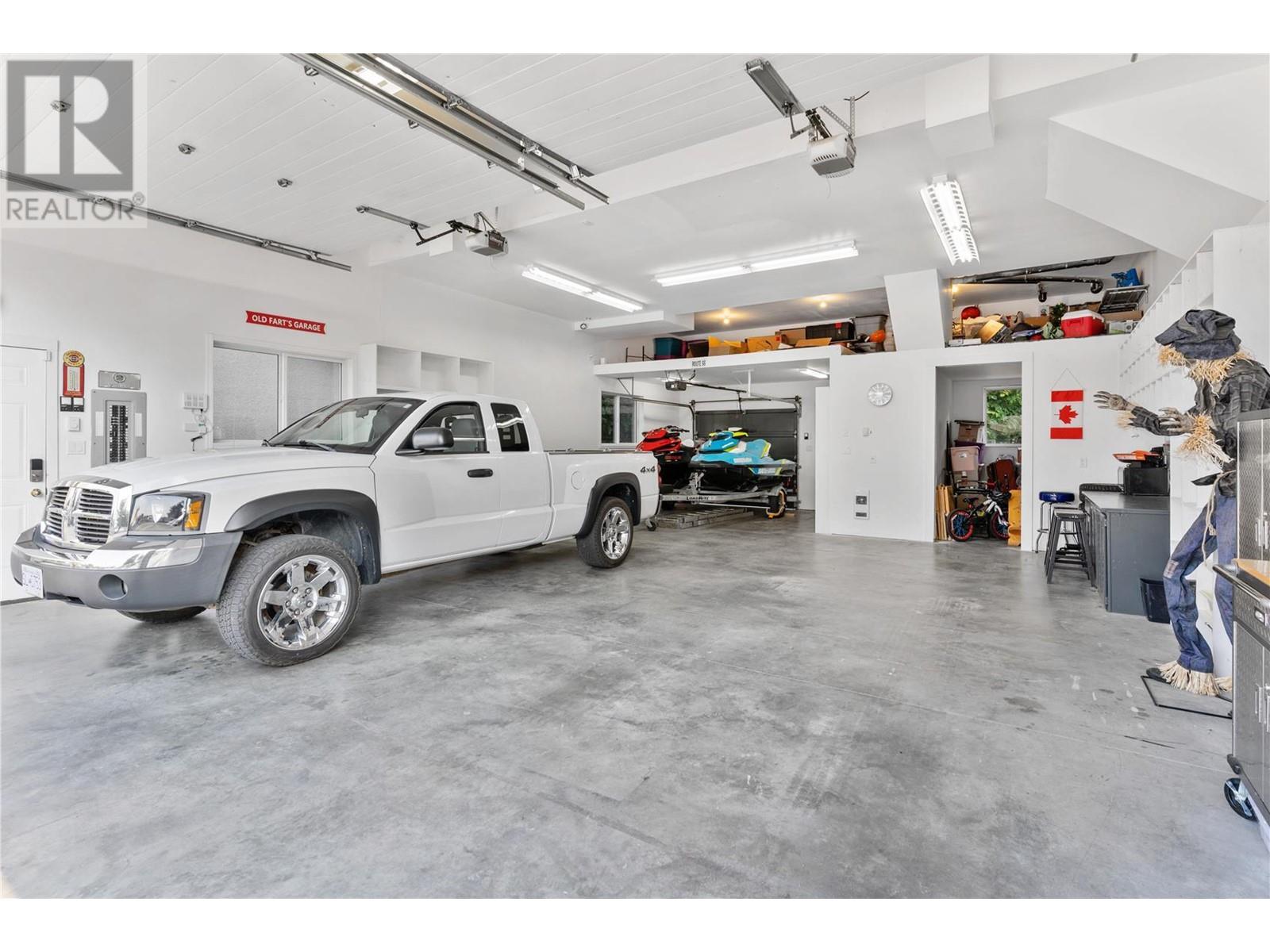9547 Robson Crescent