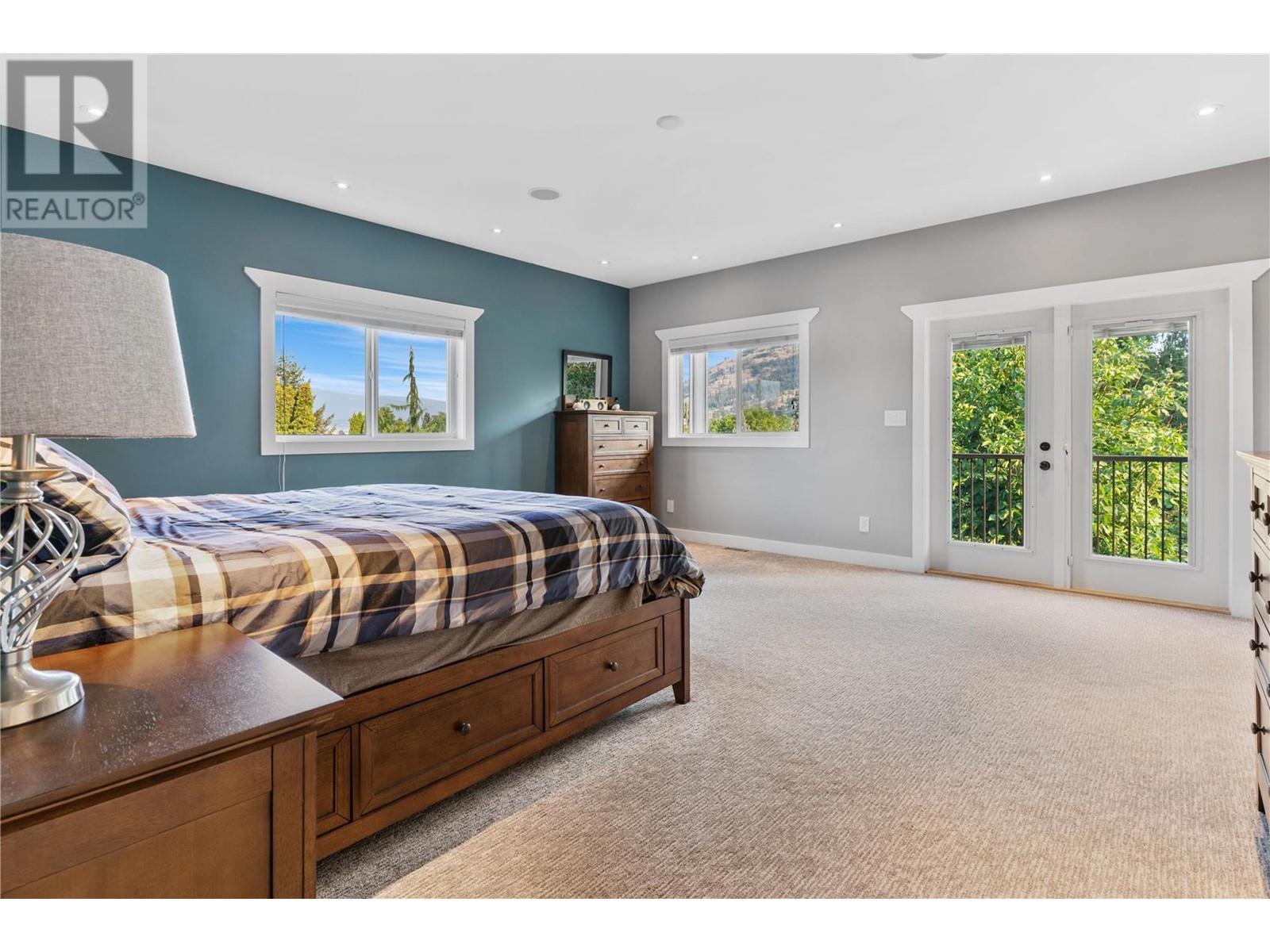 9547 Robson Crescent