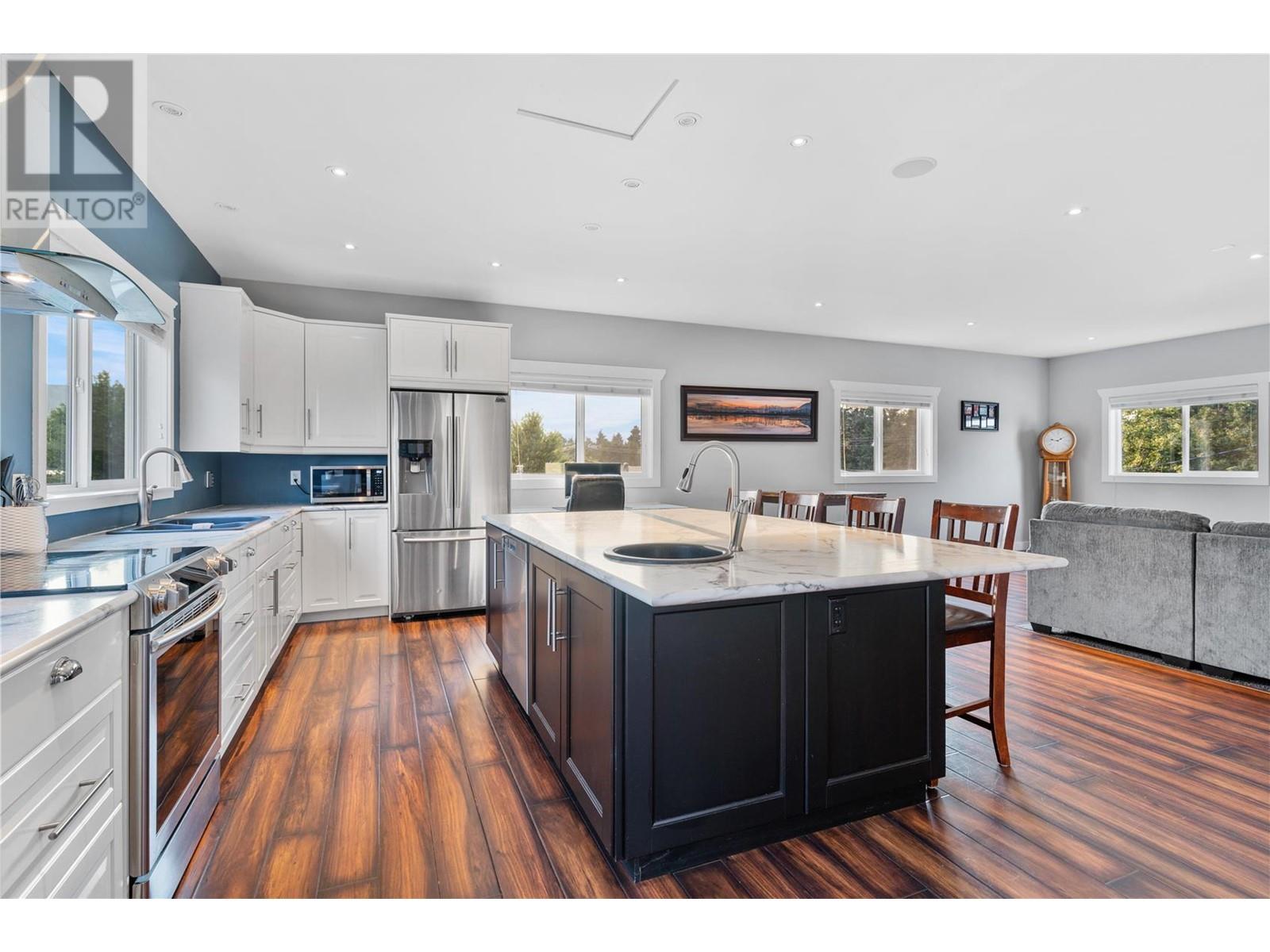 9547 Robson Crescent