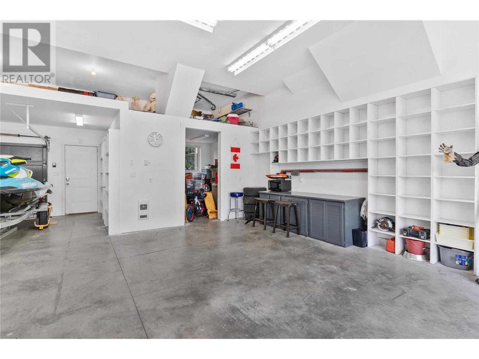 9547 Robson Crescent