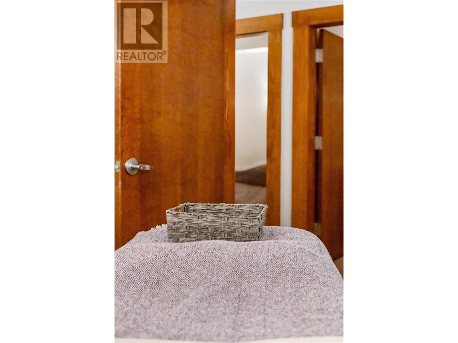4205 Gellatly Road Unit# SL3, #SL3