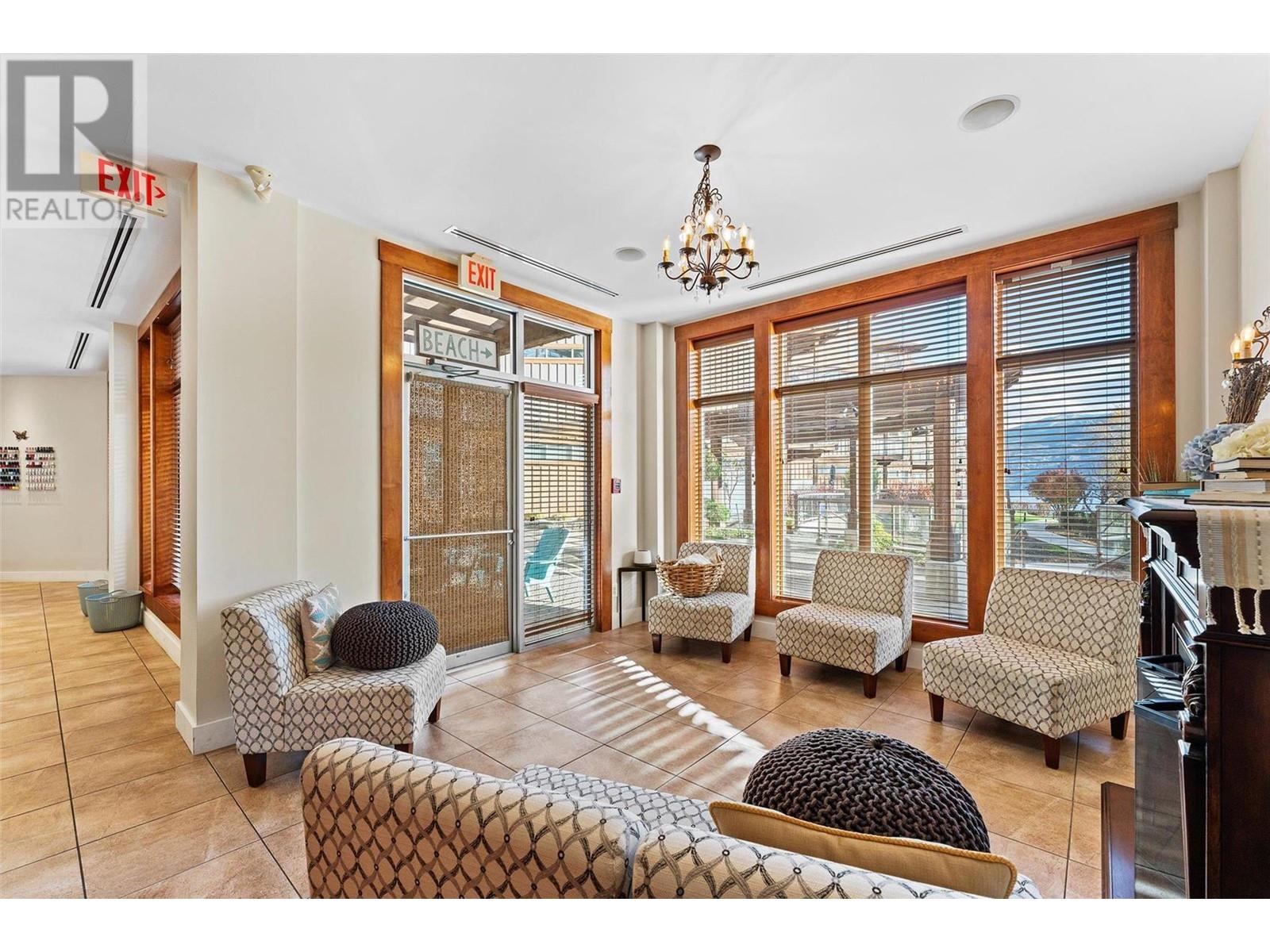 4205 Gellatly Road Unit# SL3, #SL3
