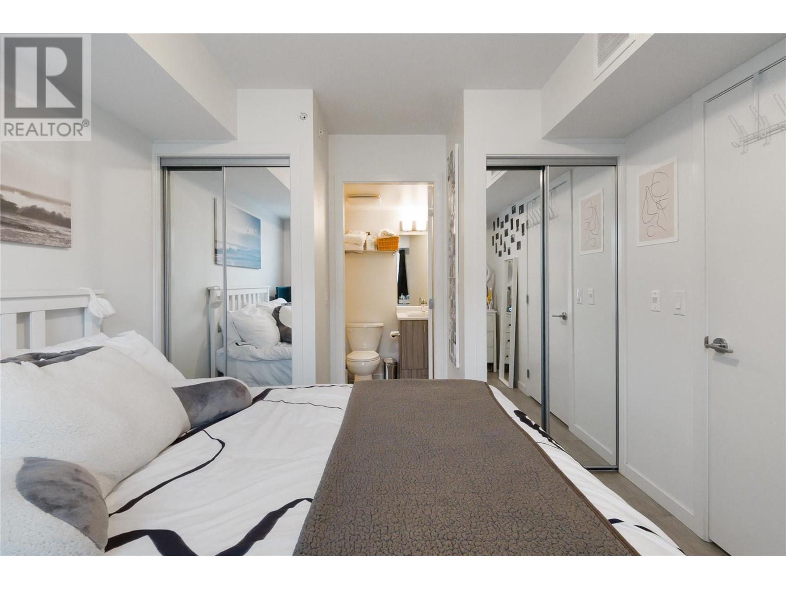 725 Academy Way Unit# PH16, #PH16