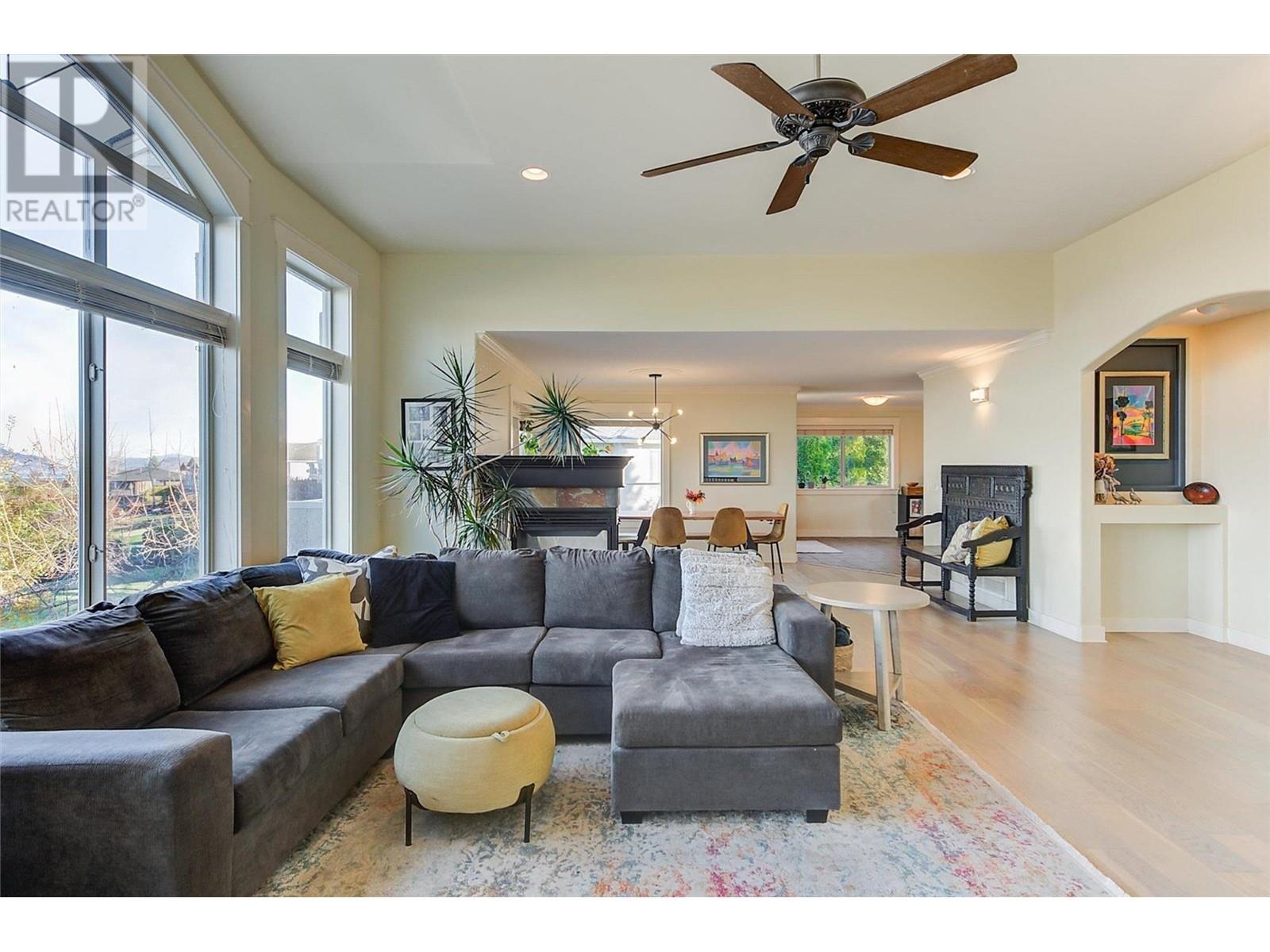 291 Sandpiper Court