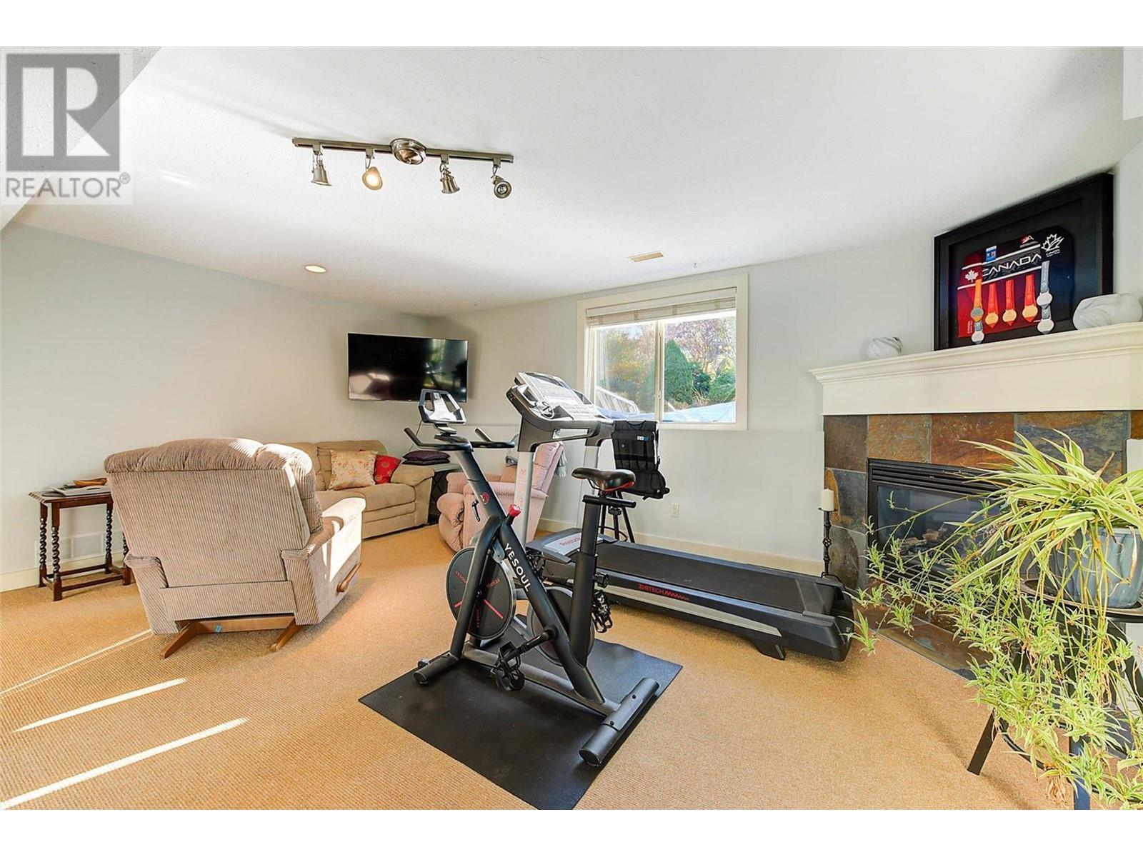 291 Sandpiper Court