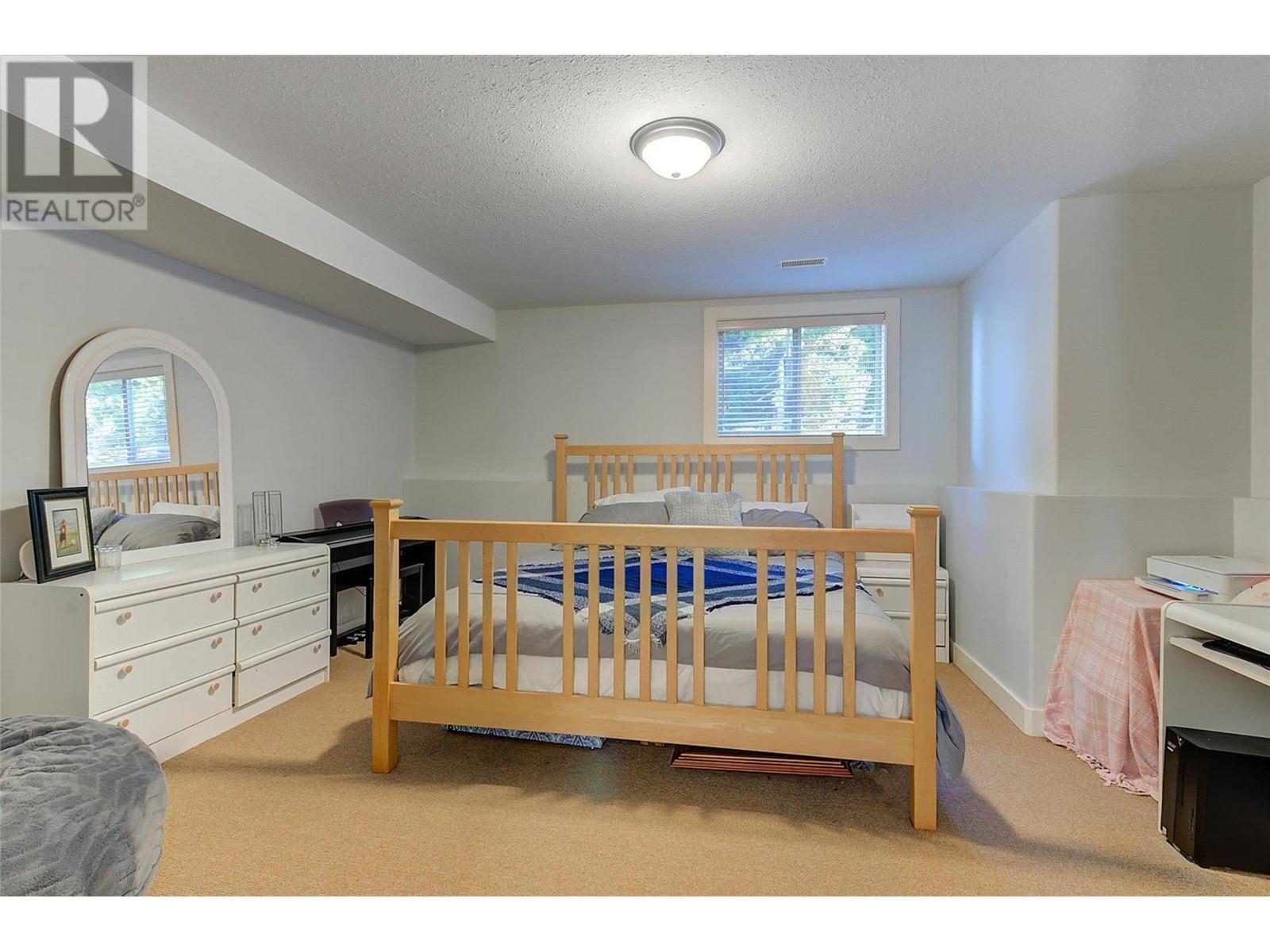 291 Sandpiper Court