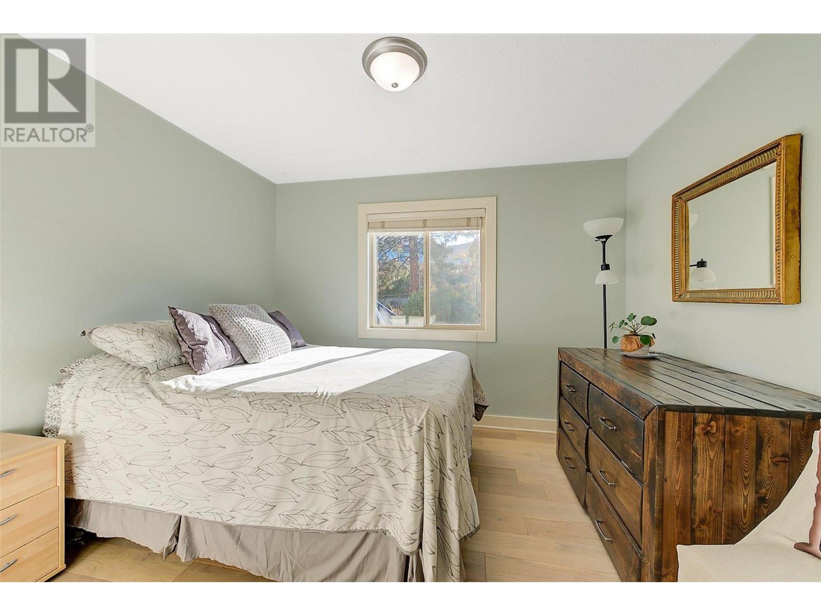 291 Sandpiper Court