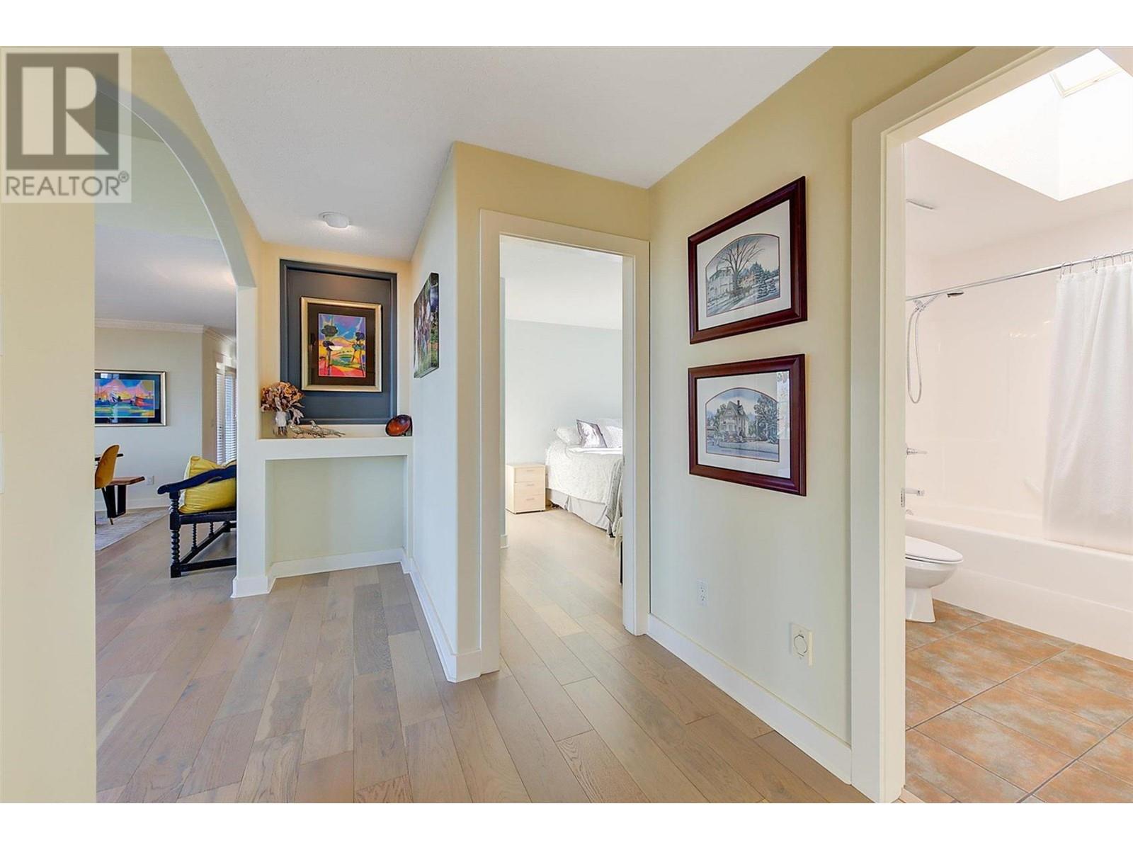 291 Sandpiper Court