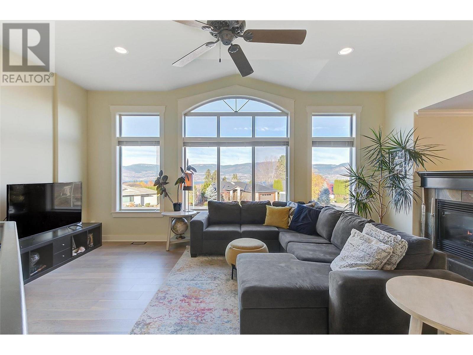 291 Sandpiper Court