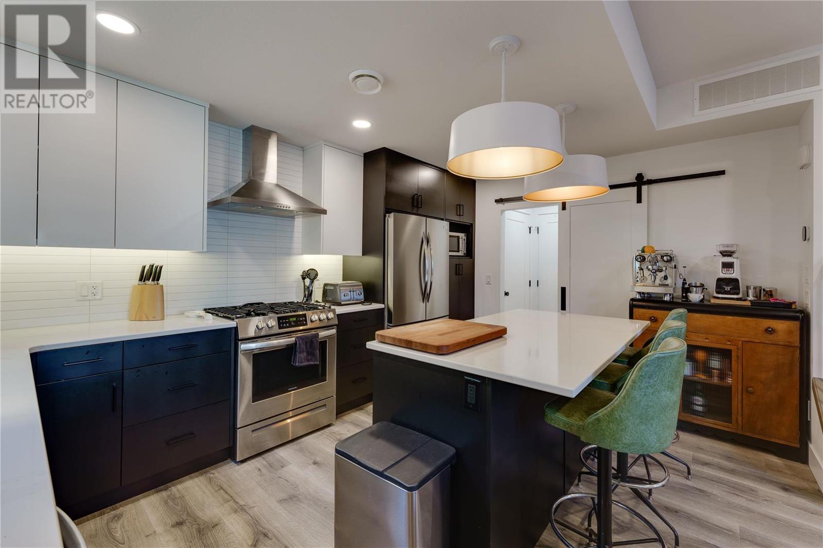 794 Martin Avenue Unit# 4, #4