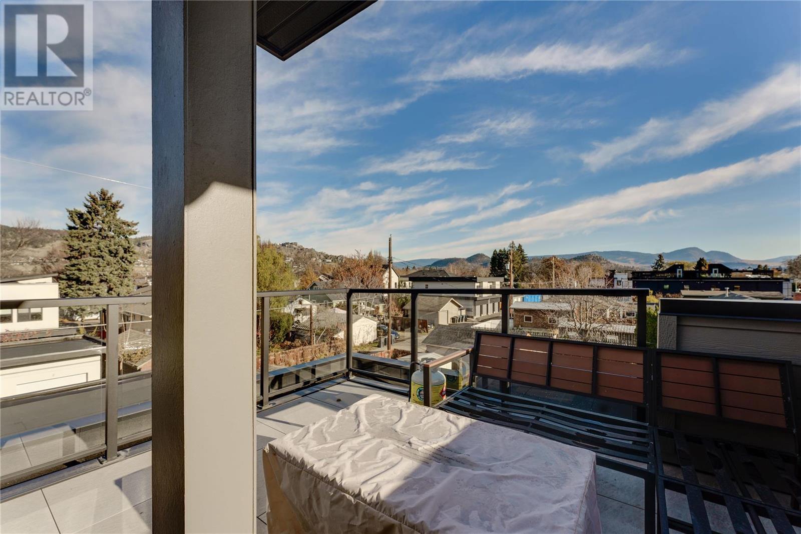 794 Martin Avenue Unit# 4, #4