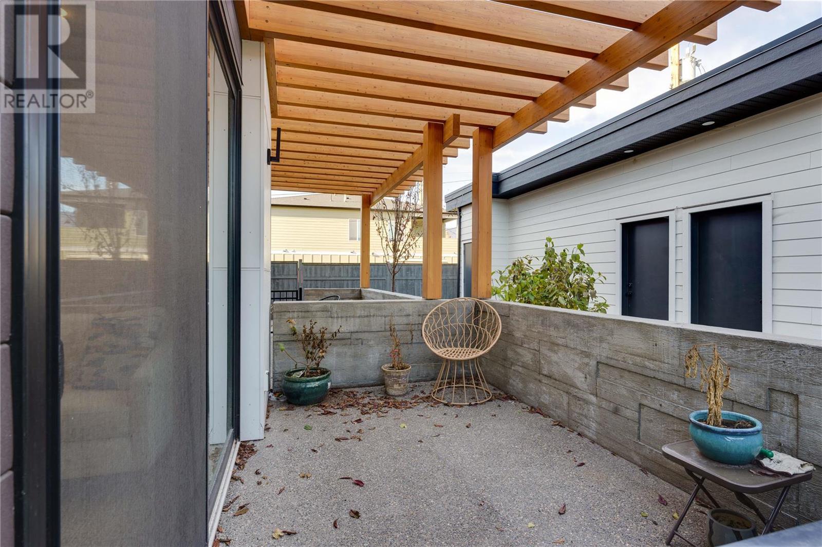 794 Martin Avenue Unit# 4, #4