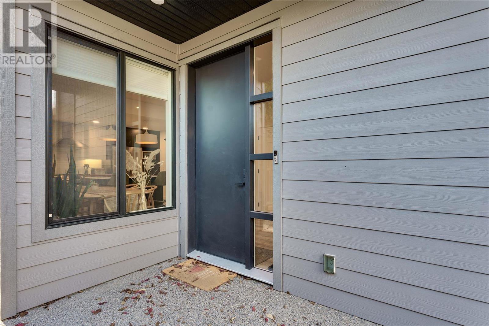 794 Martin Avenue Unit# 4, #4