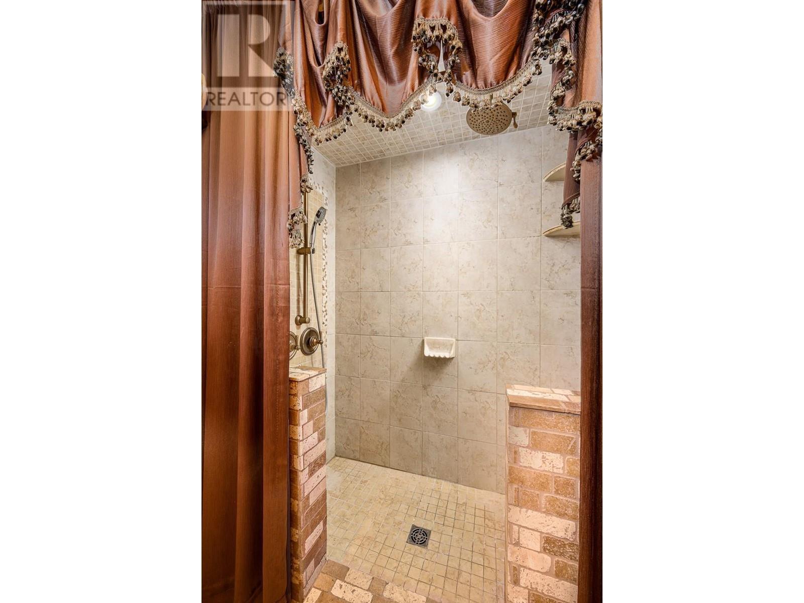 5599 Oyama Lake Road