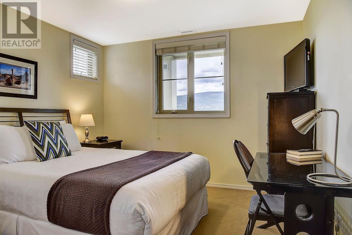 1873 Country Club Drive Unit# 2422, #2422