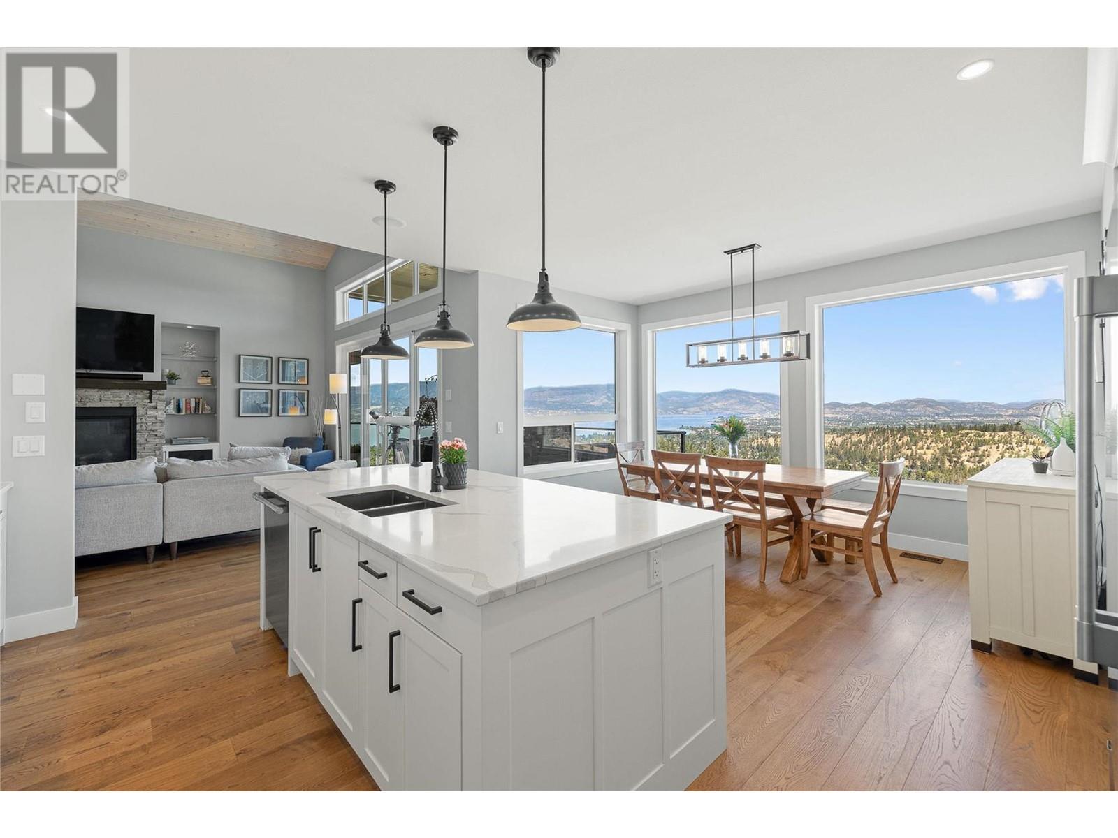 1040 Ledgeview Court