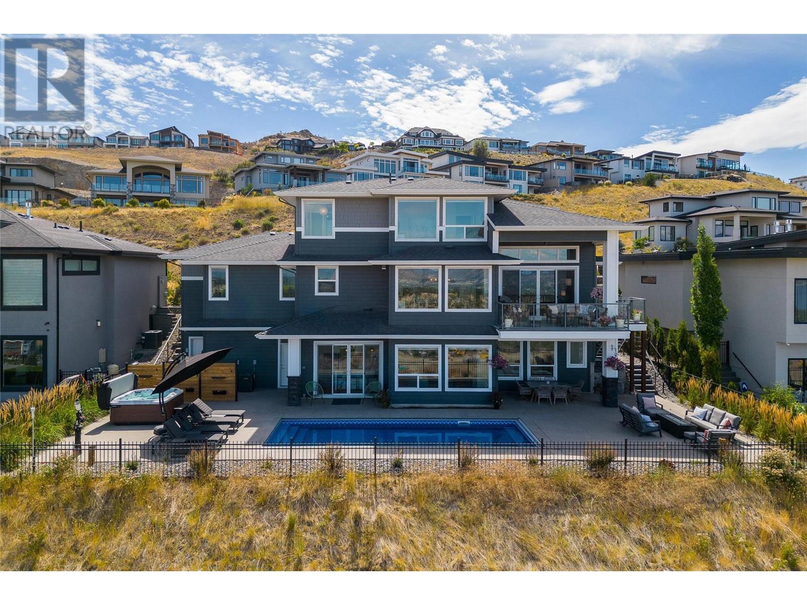 1040 Ledgeview Court