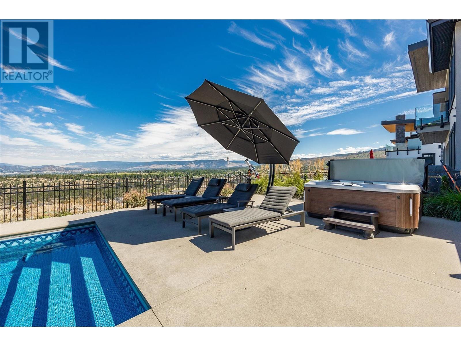 1040 Ledgeview Court