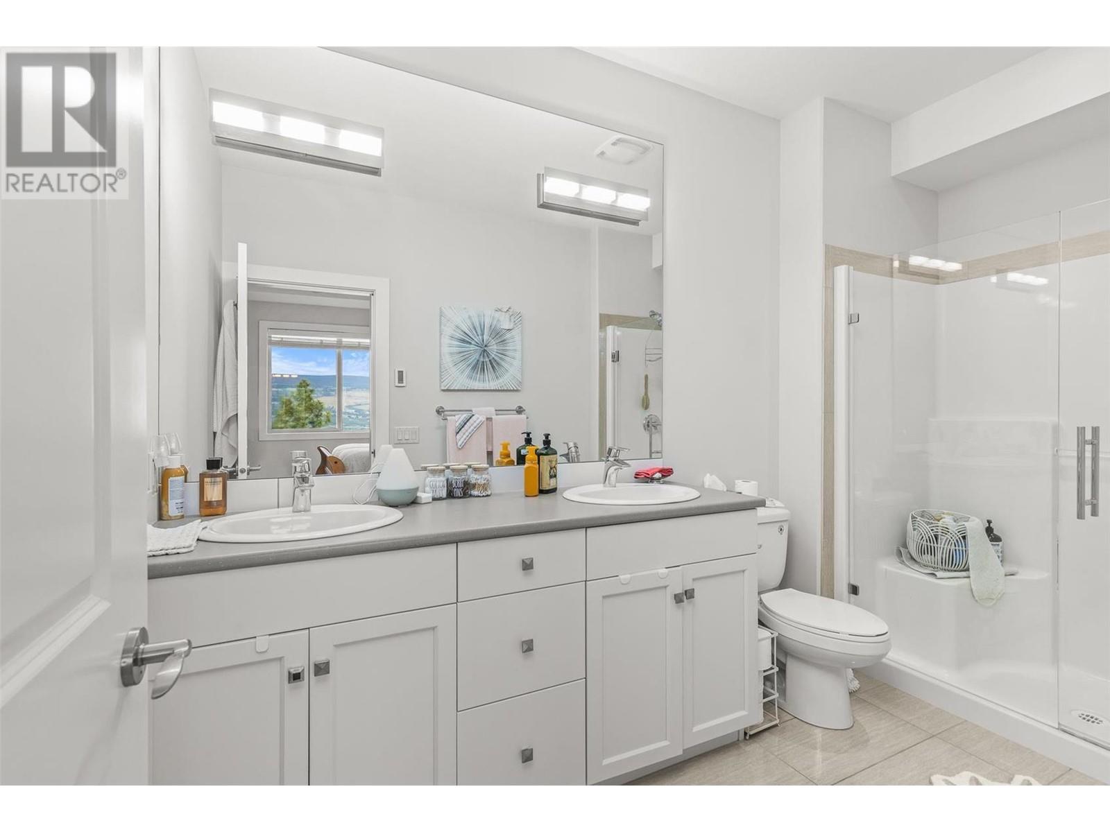 579 Selkirk Court
