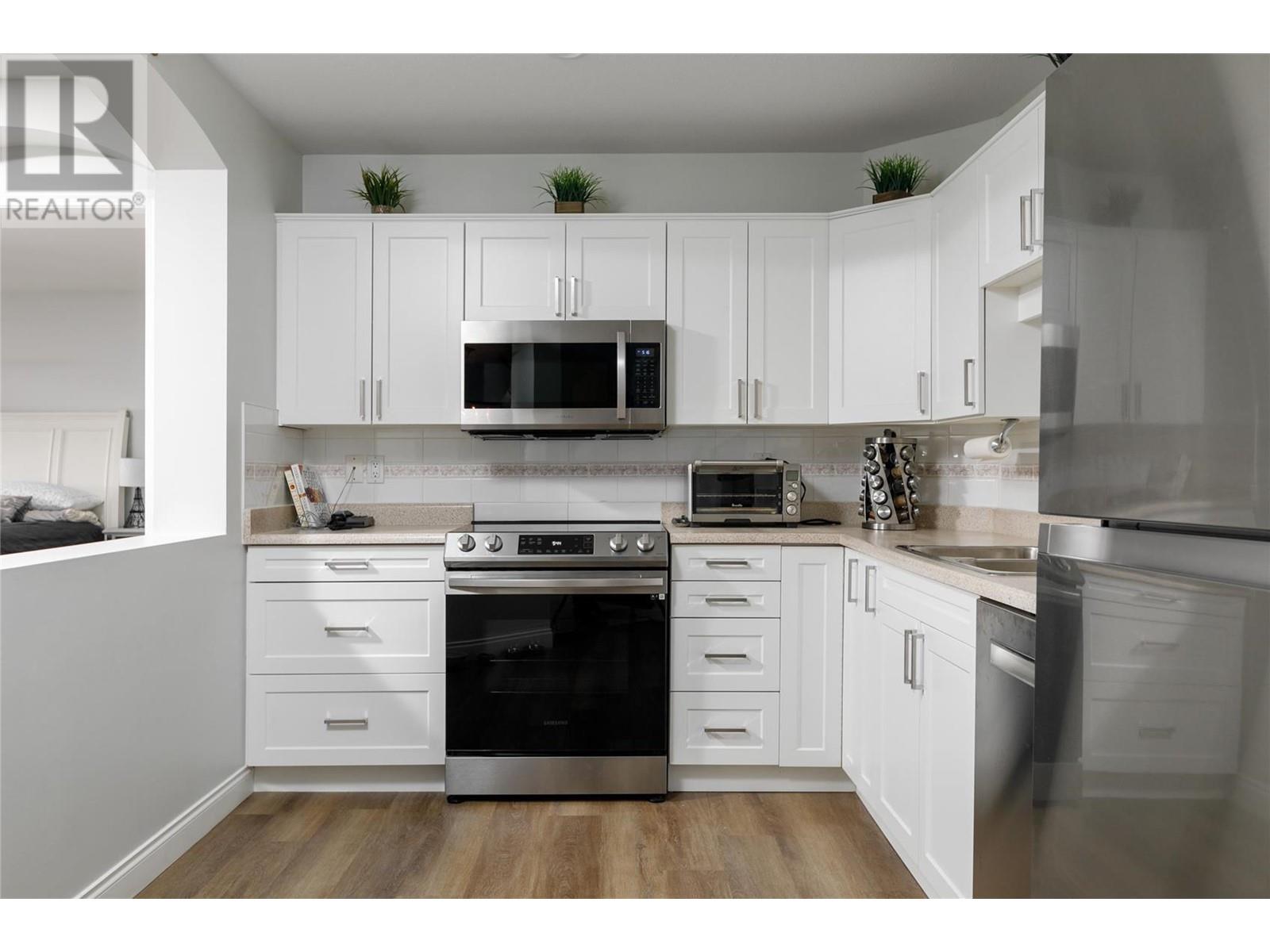 3890 Brown Road Unit# 201, #201