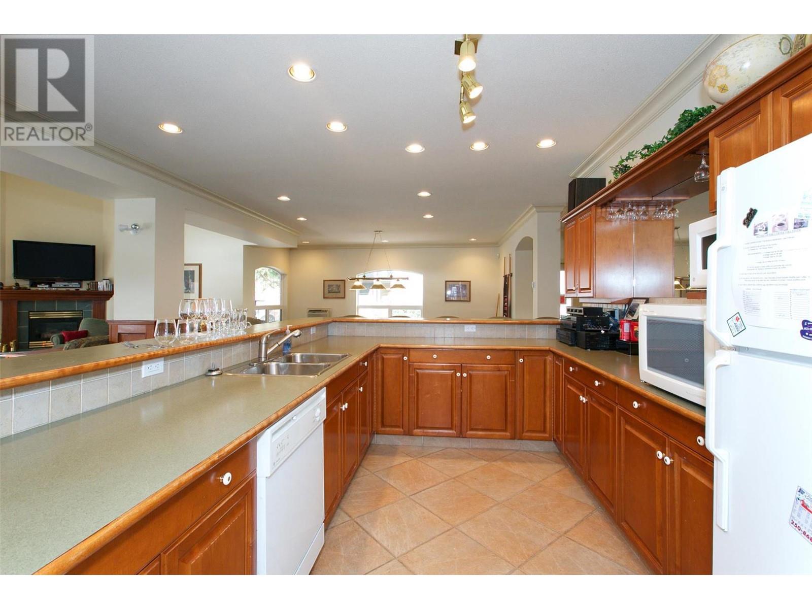 3890 Brown Road Unit# 201, #201
