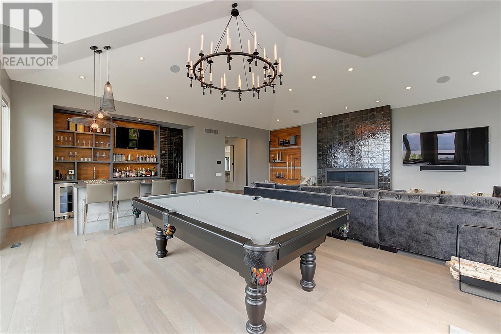 1520 Vineyard Drive