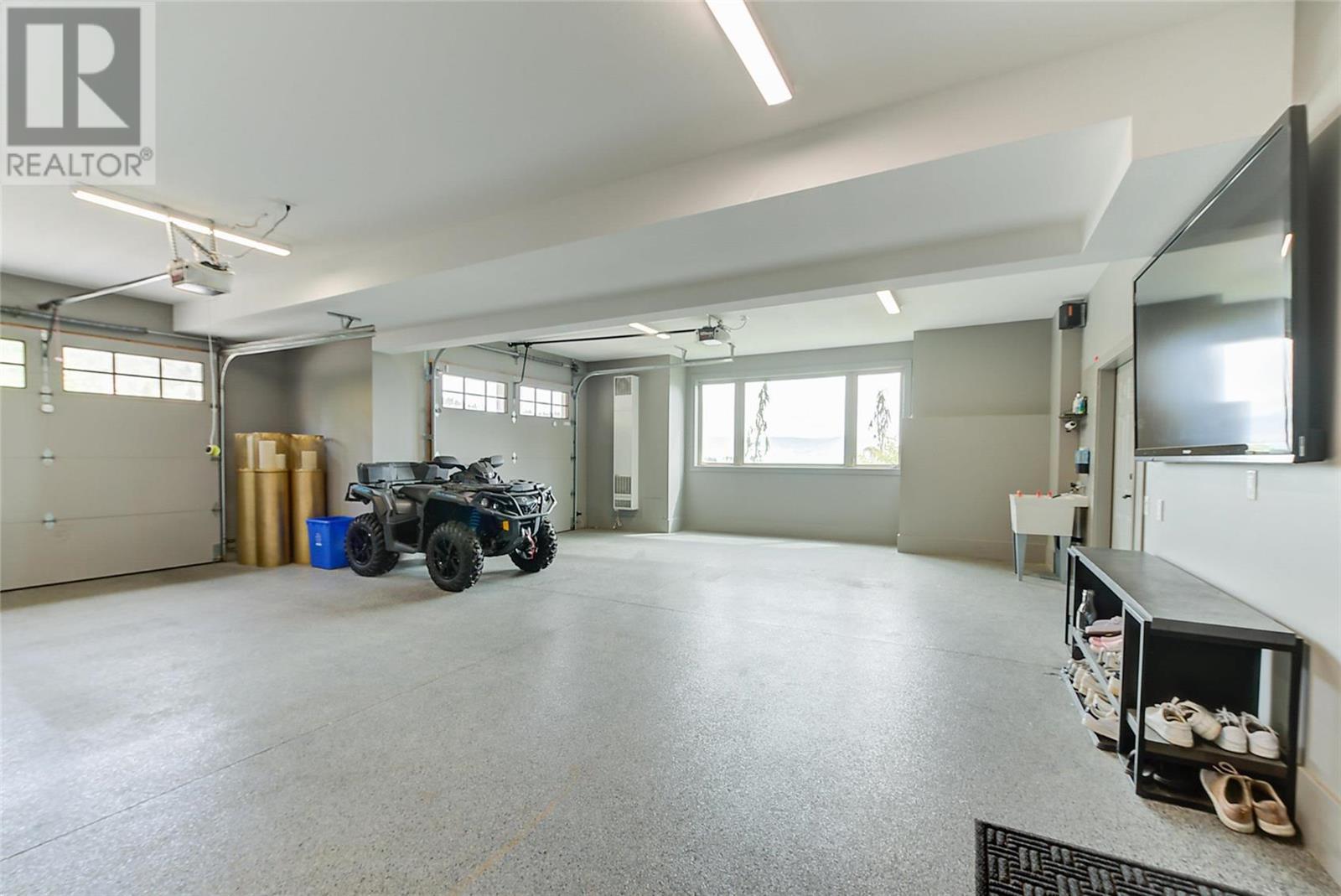 1520 Vineyard Drive