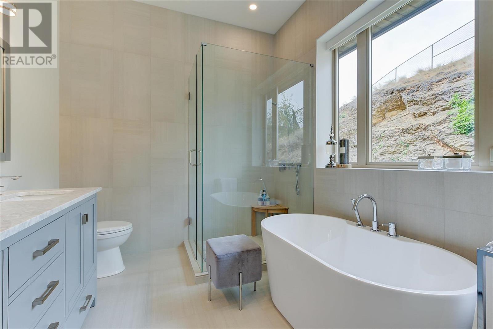 1520 Vineyard Drive