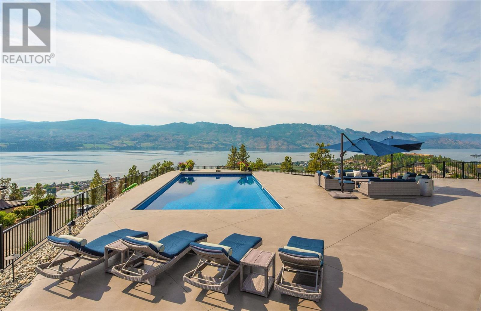 1520 Vineyard Drive