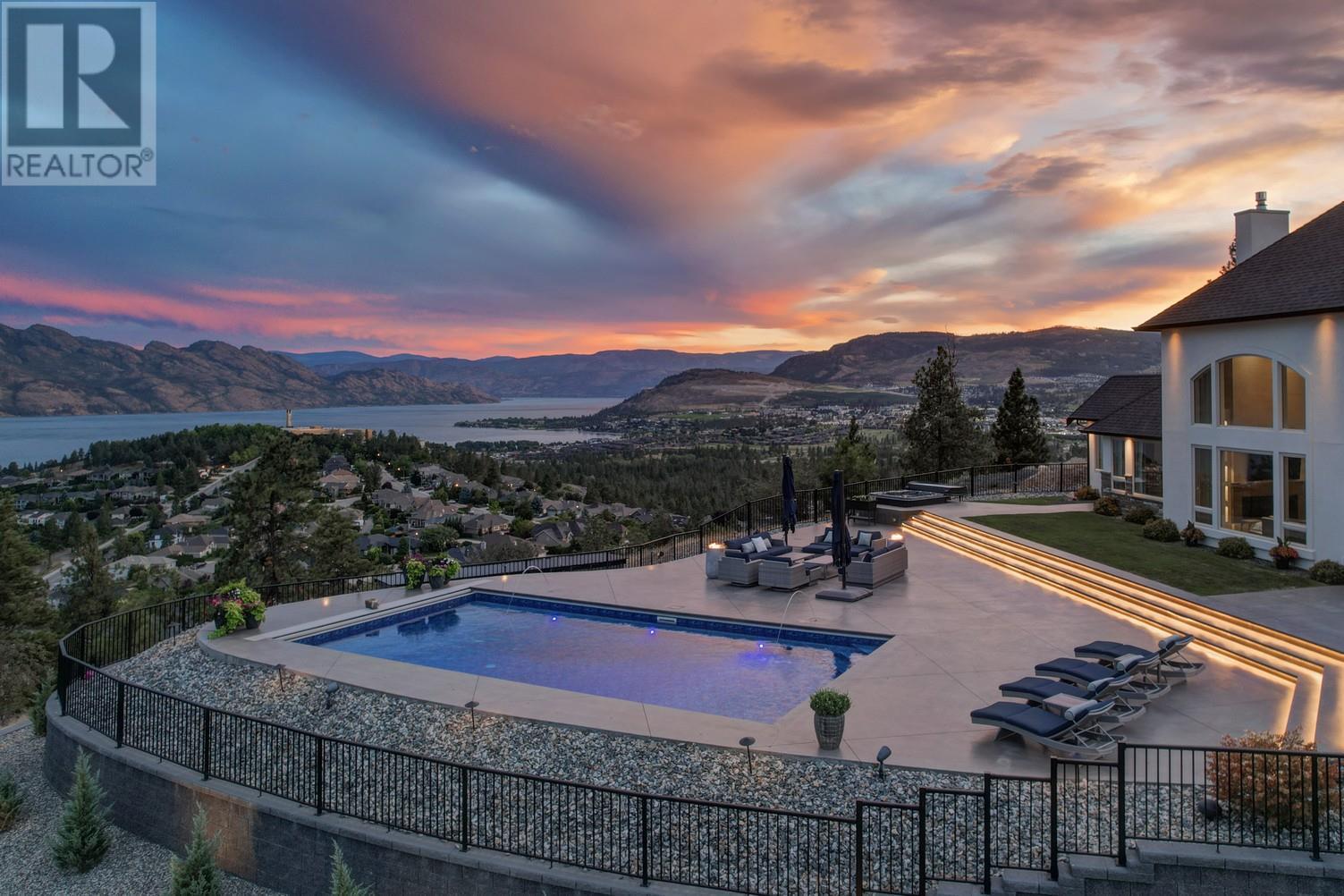 1520 Vineyard Drive