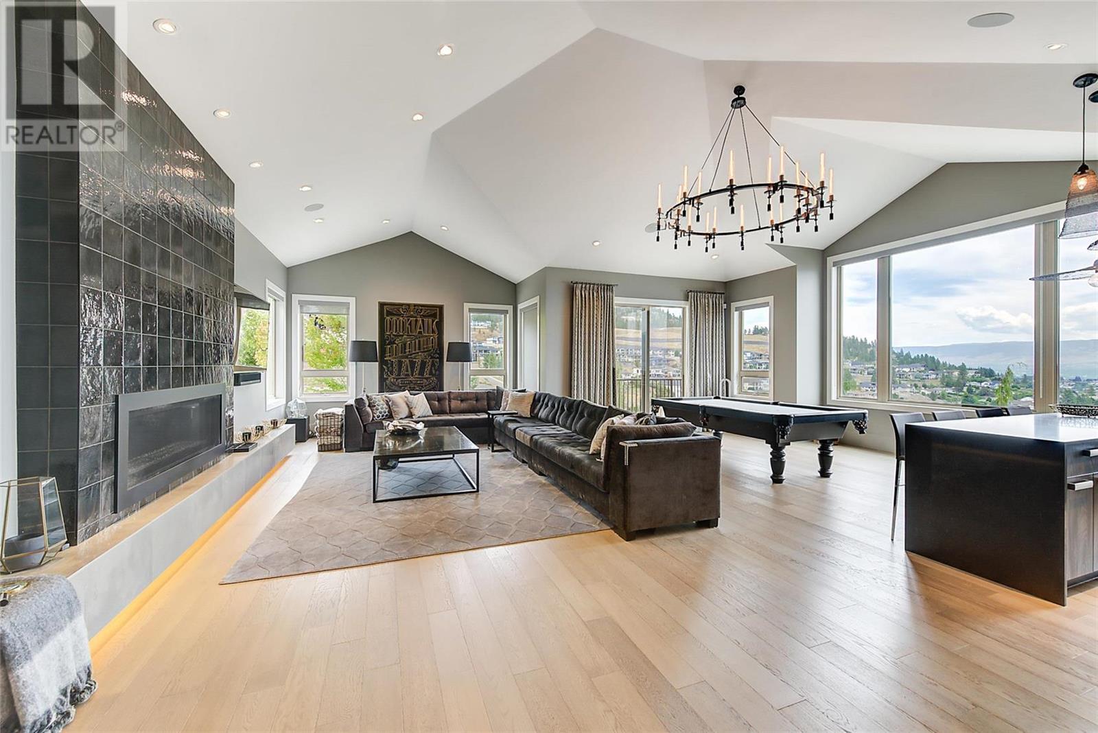 1520 Vineyard Drive