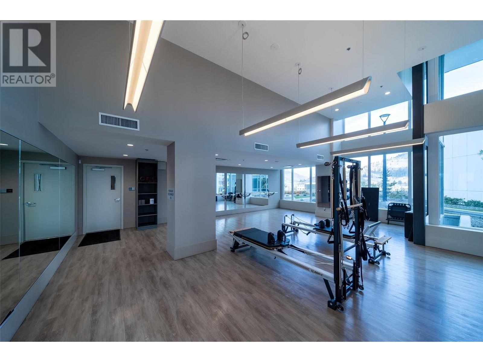 1181 Sunset Drive Unit# 1702, #1702