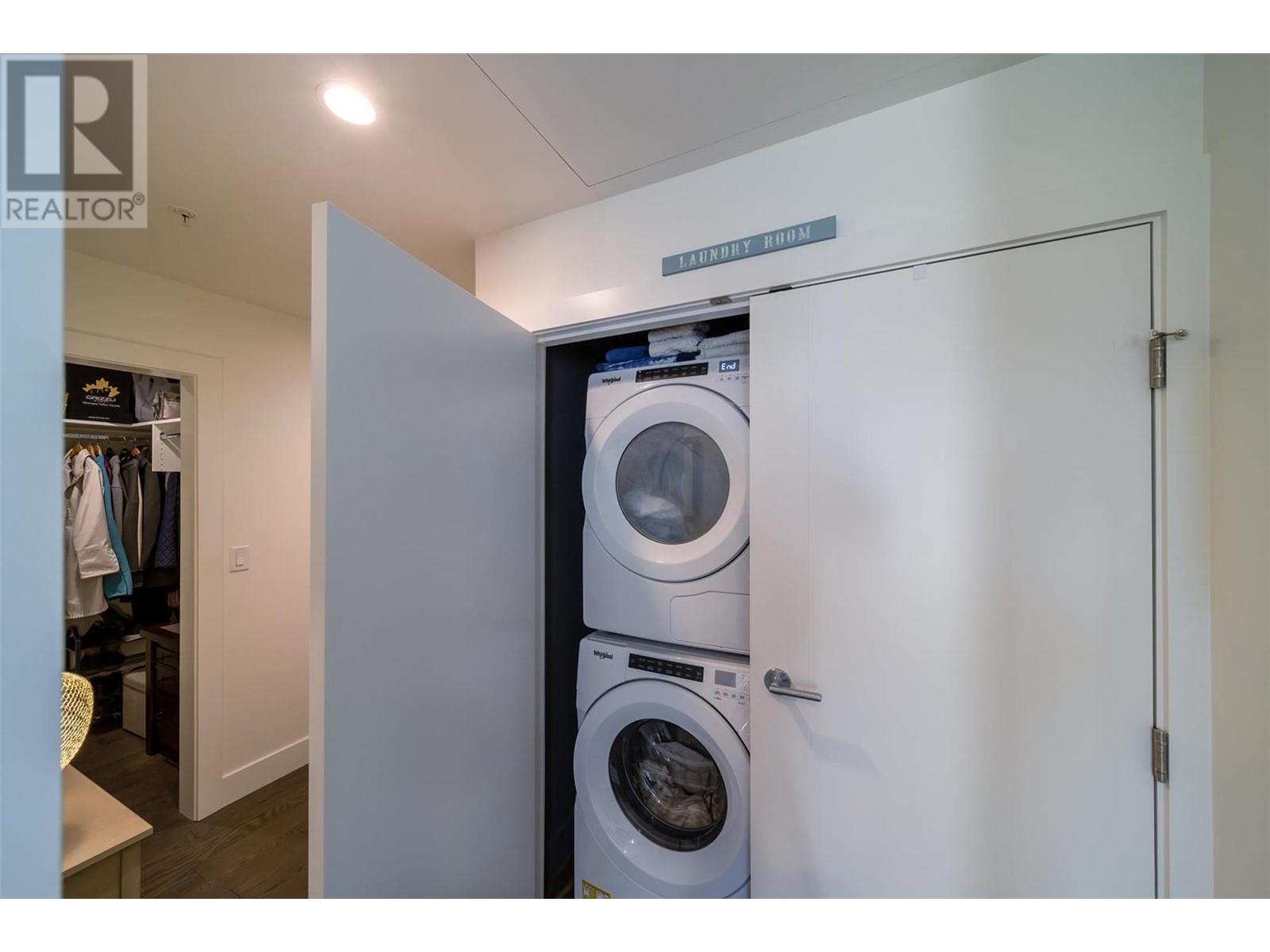 1181 Sunset Drive Unit# 1702, #1702
