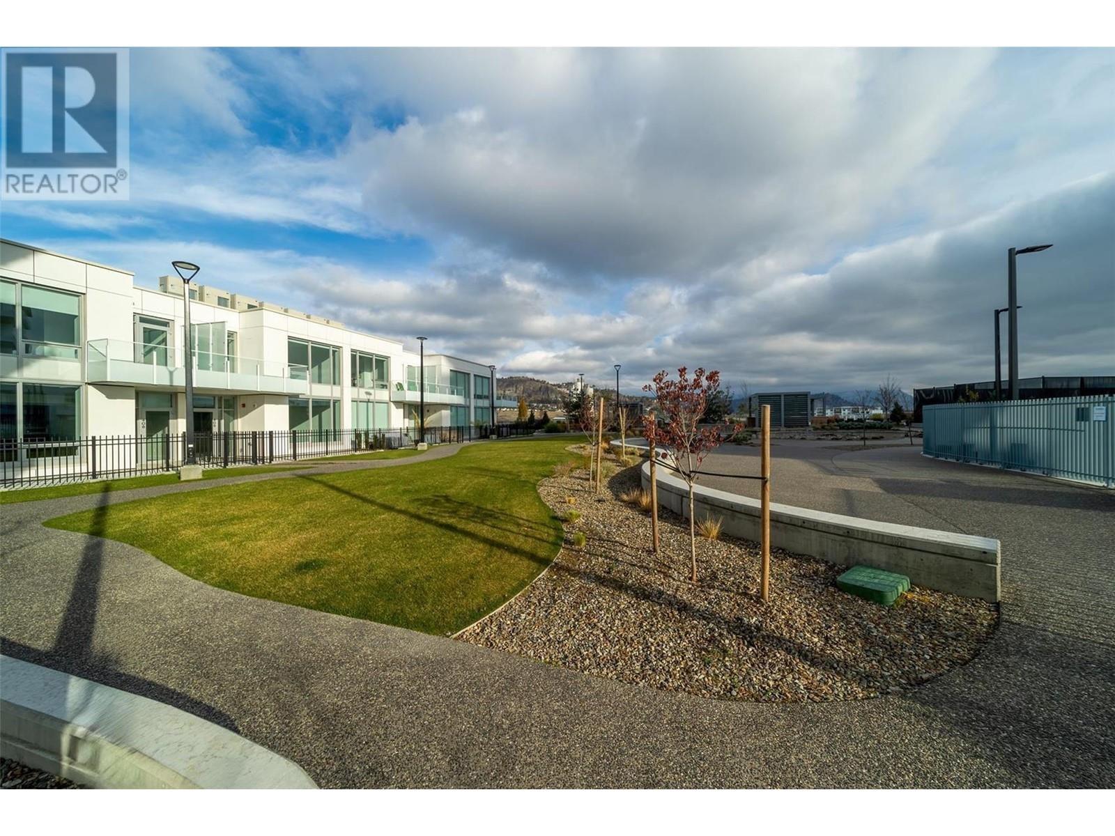 1181 Sunset Drive Unit# 1702, #1702