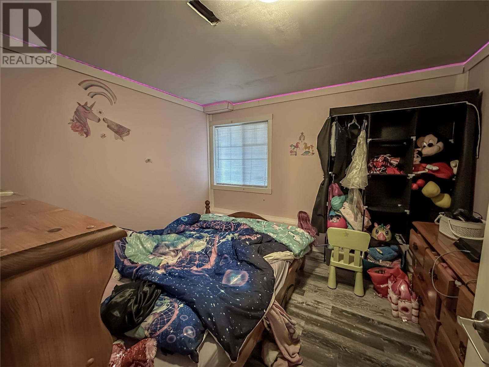7265 Dunwaters Drive