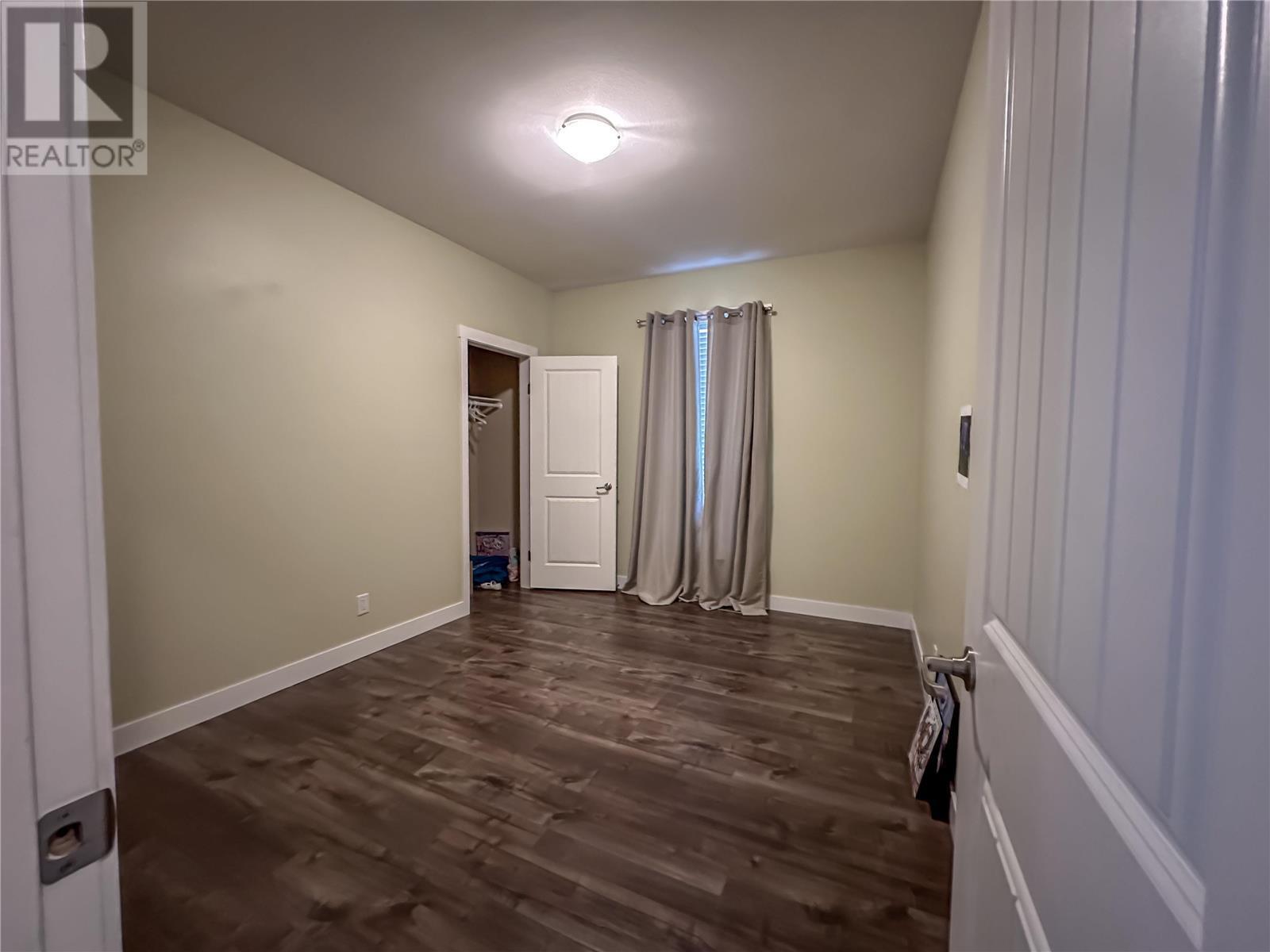 7265 Dunwaters Drive