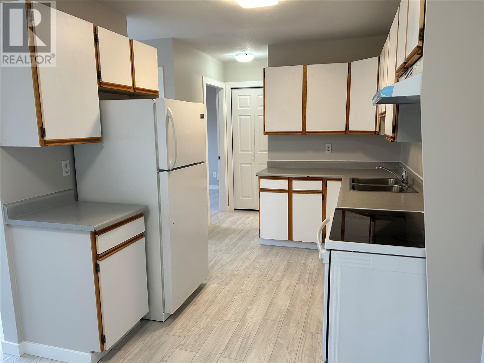 1047 Middleton Way Unit# 210, #210