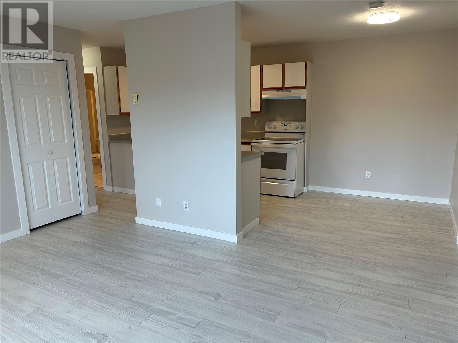1047 Middleton Way Unit# 210, #210