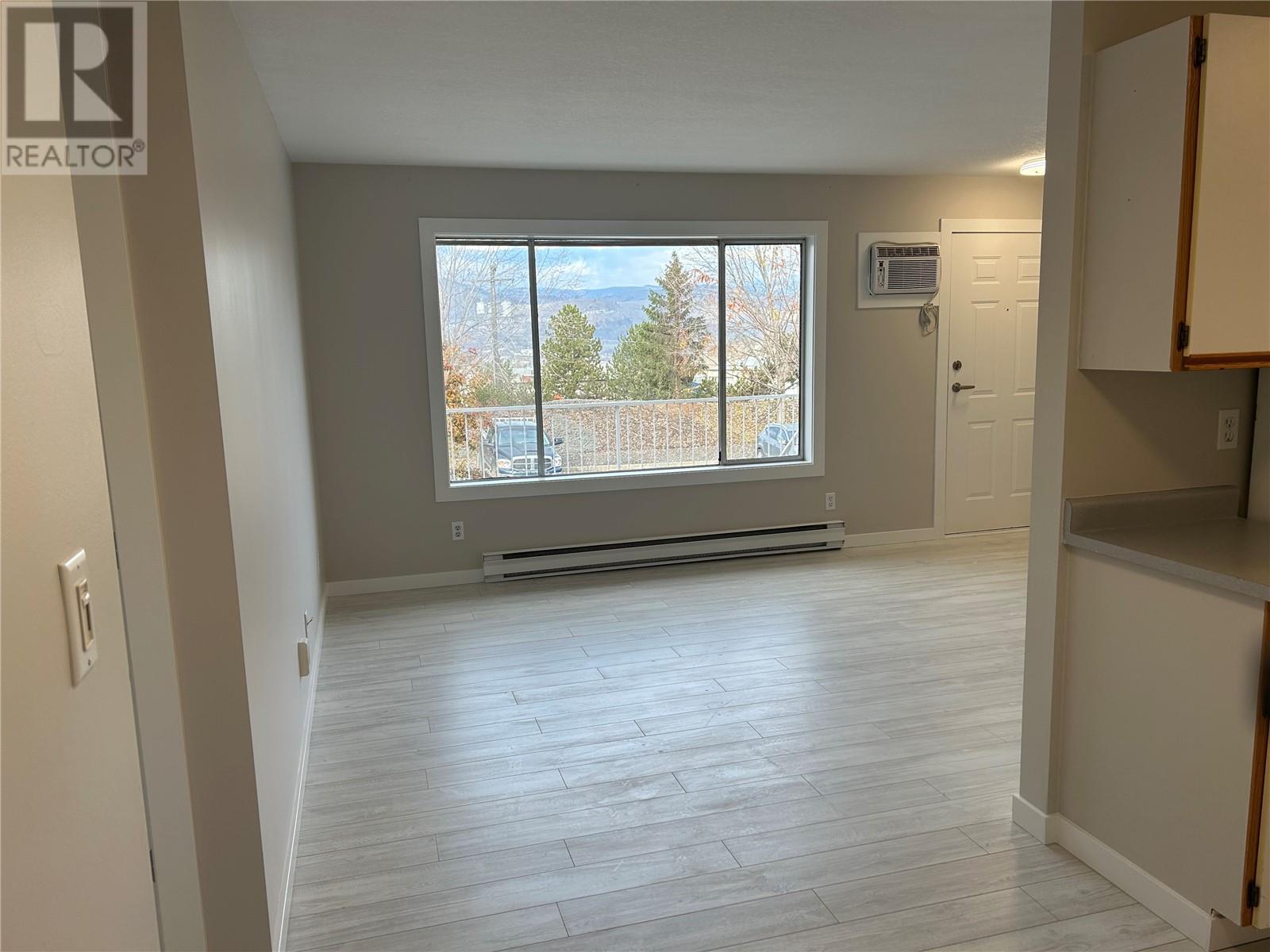 1047 Middleton Way Unit# 210, #210