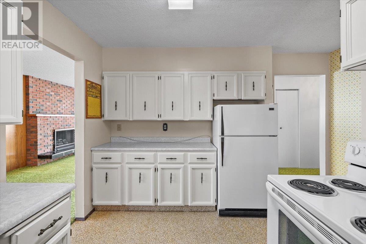 3475 Dunbarton Road