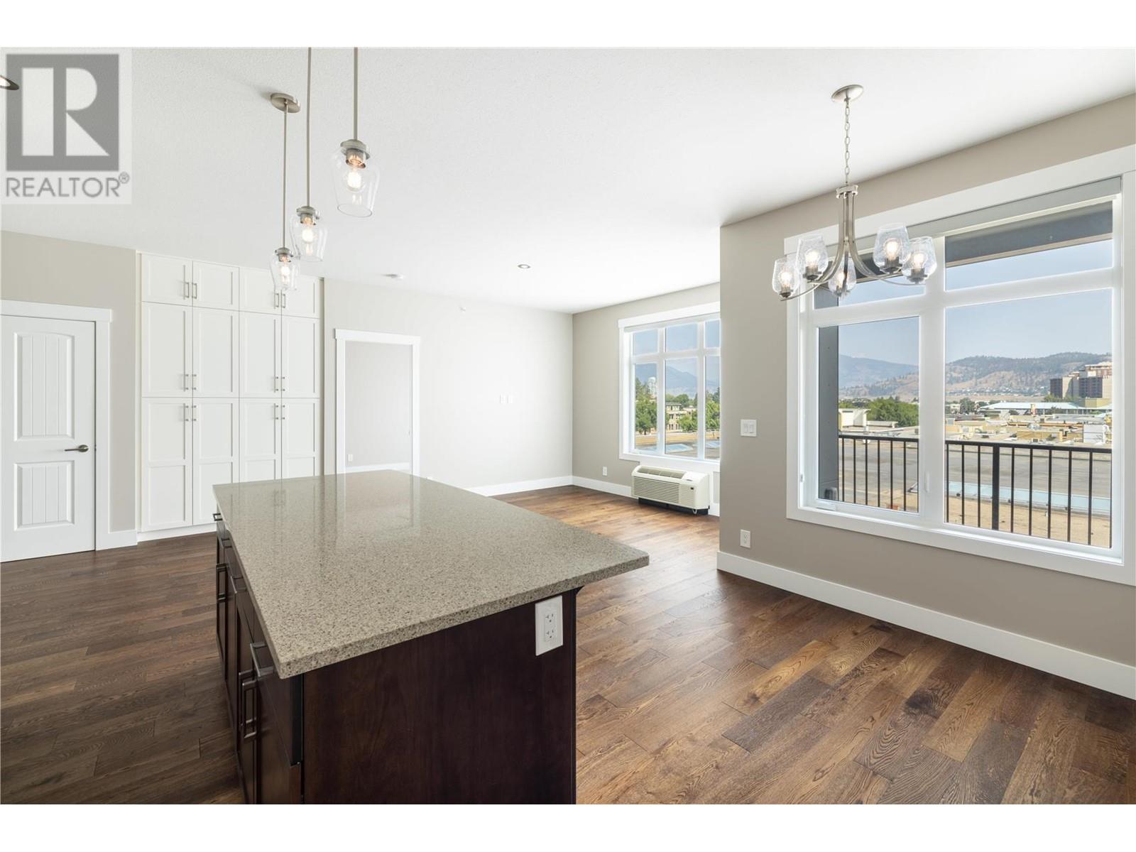 1165 Sutherland Avenue Unit# 403, #403