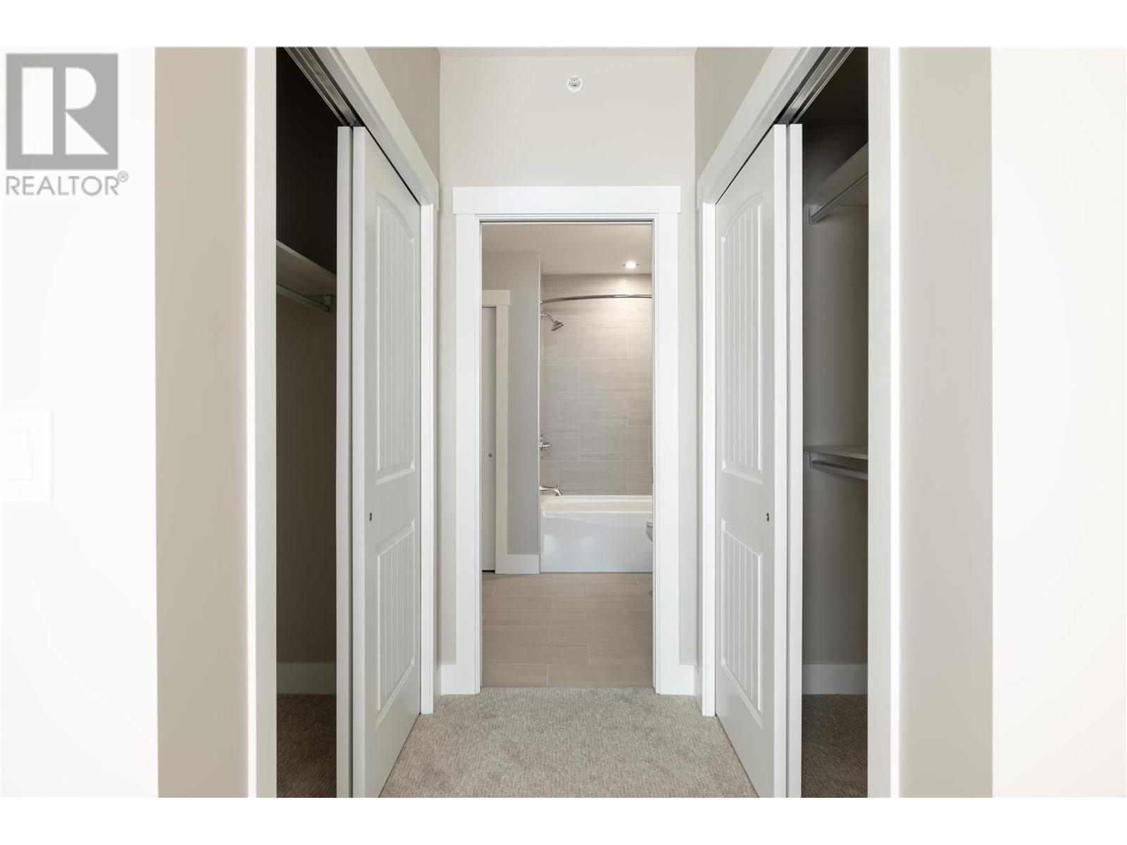 1165 Sutherland Avenue Unit# 403, #403