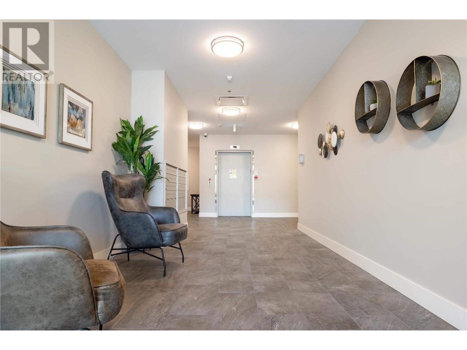 1165 Sutherland Avenue Unit# 406, #406