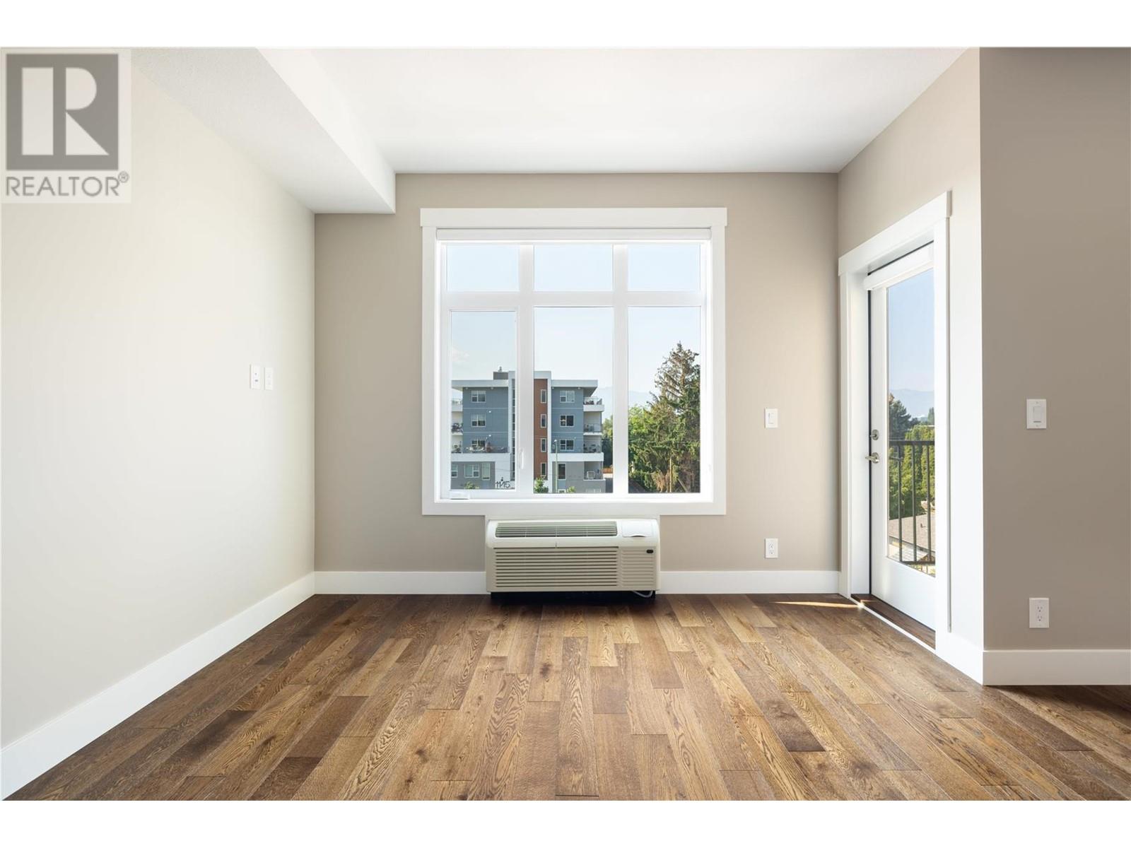 1165 Sutherland Avenue Unit# 406, #406