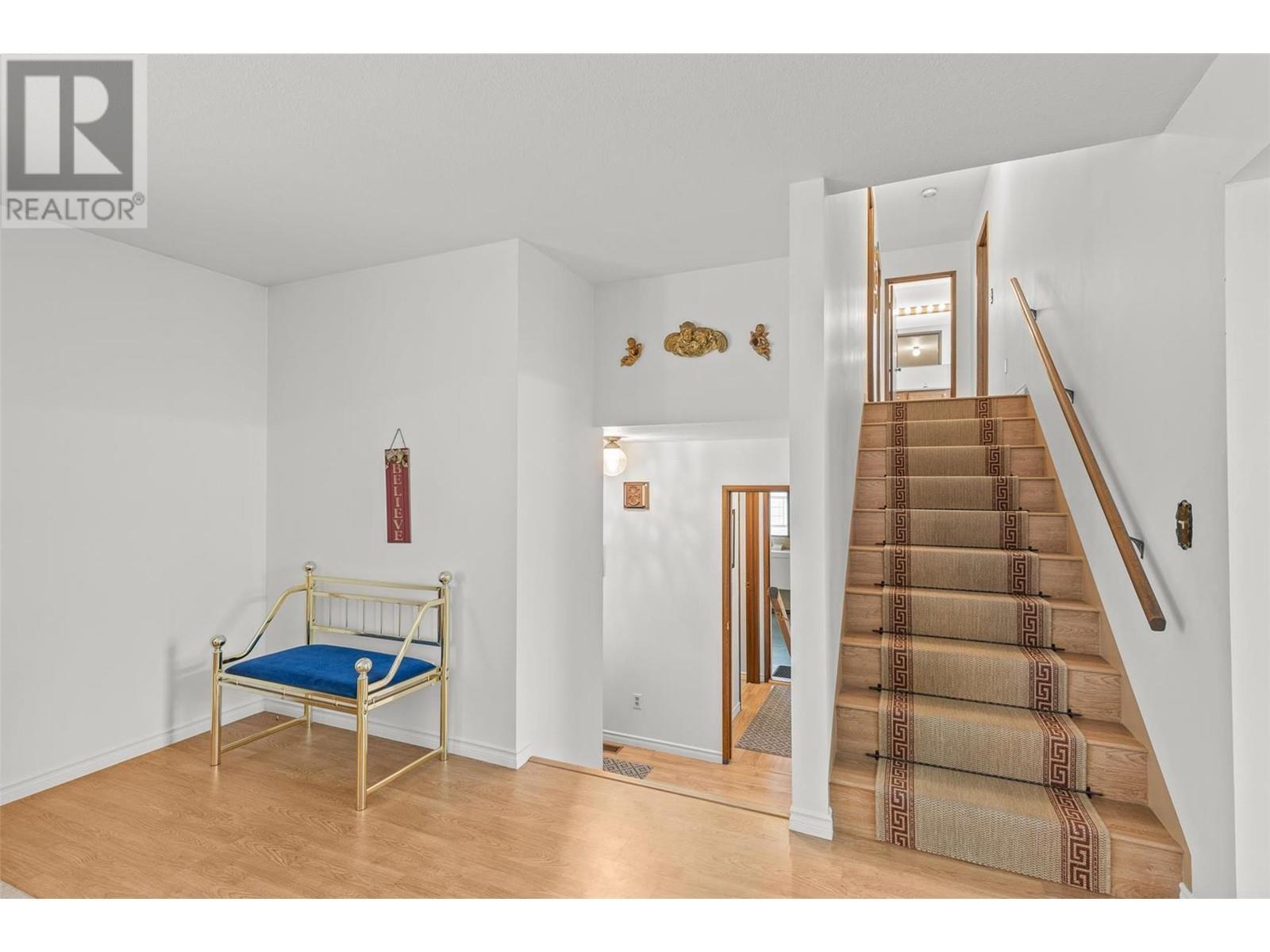 280 Kneller Road