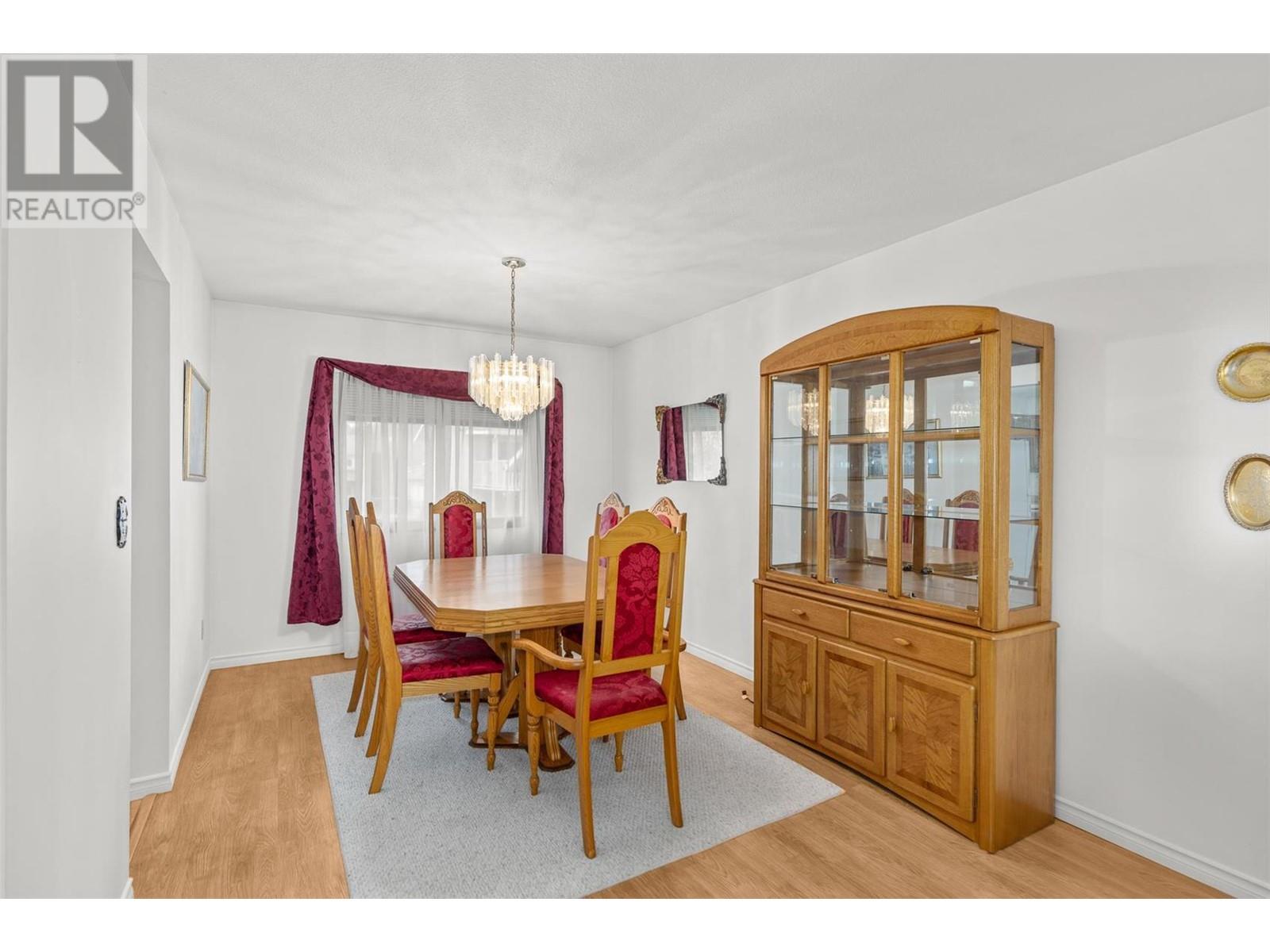 280 Kneller Road