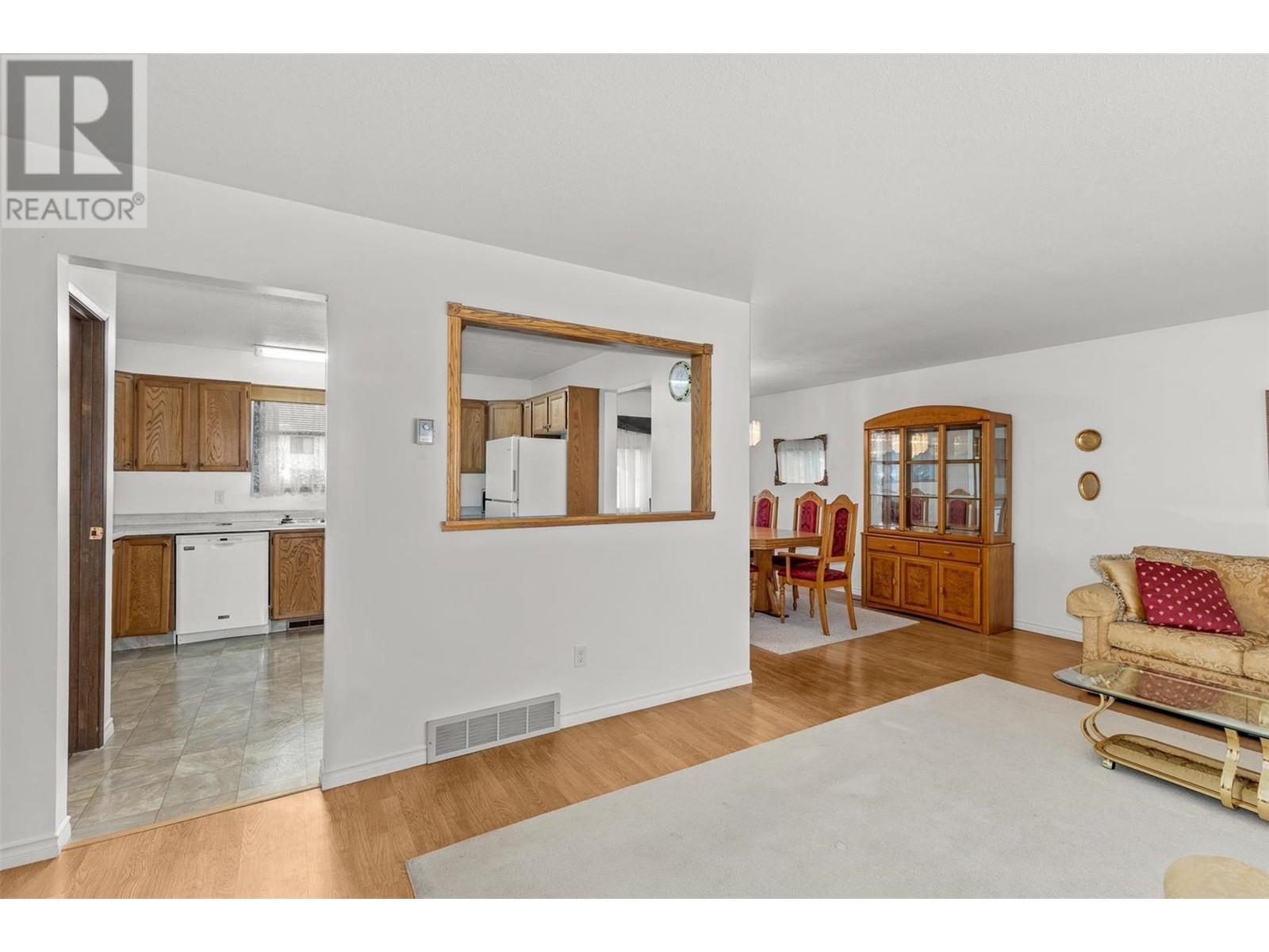 280 Kneller Road