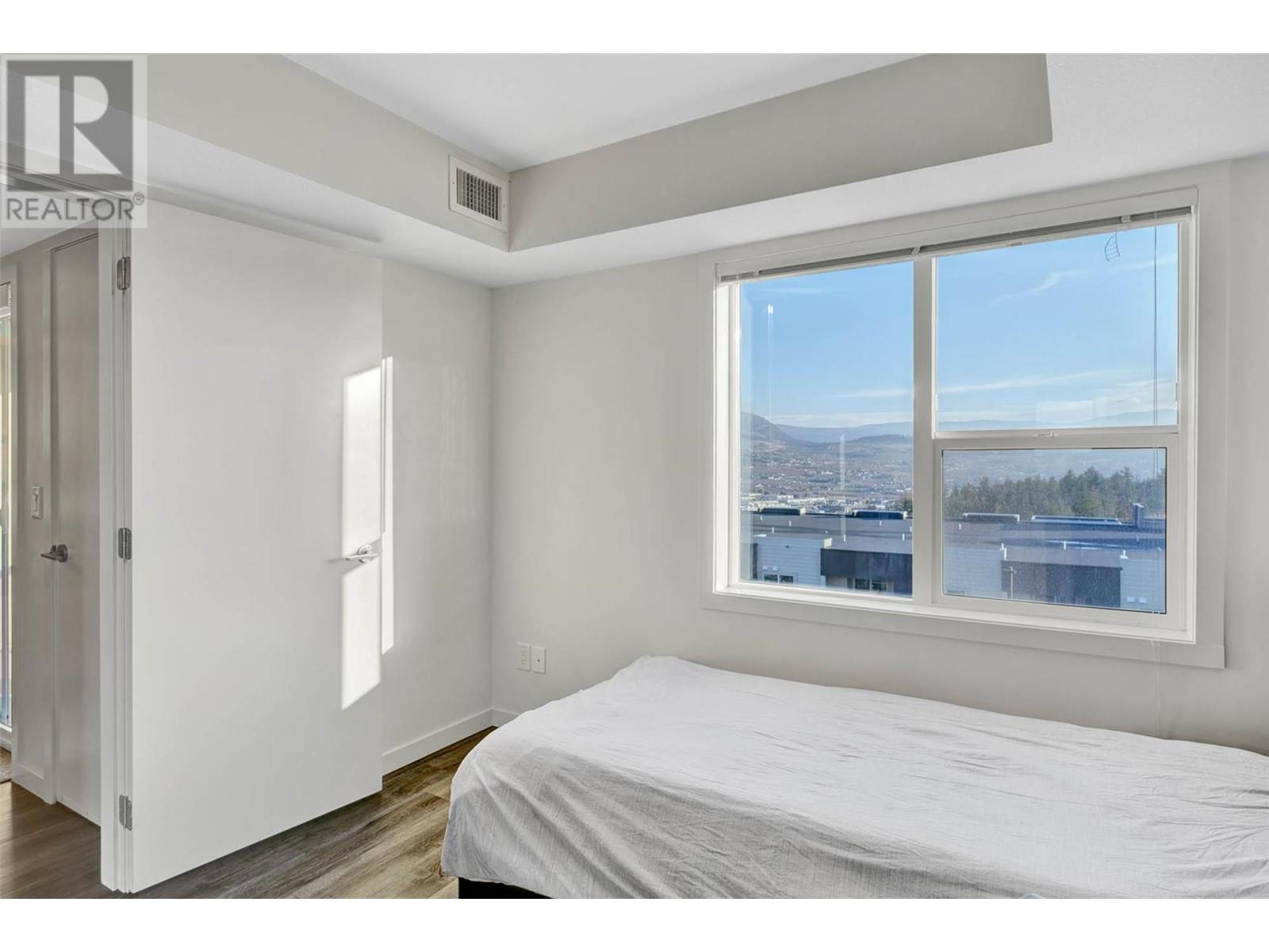 695 Academy Way Unit# PH2, #PH2